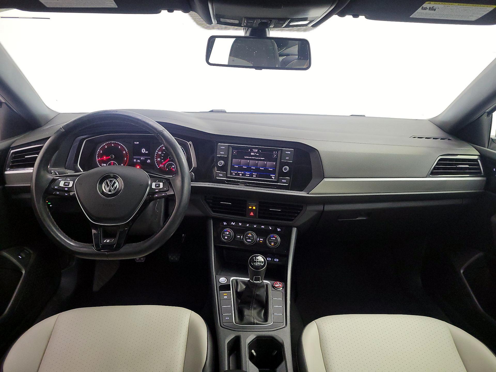 Thumbnail: 2020 Volkswagen Jetta - 9