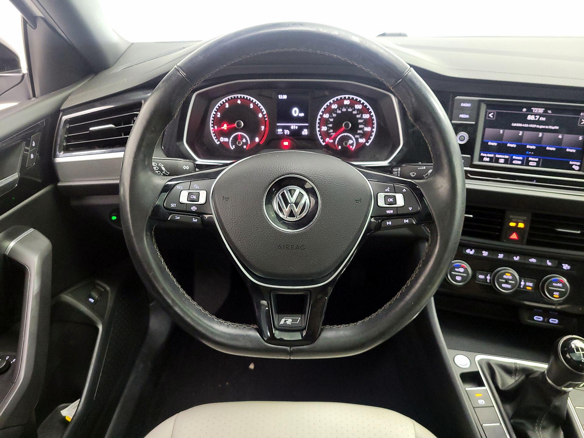 Thumbnail: 2020 Volkswagen Jetta - 10