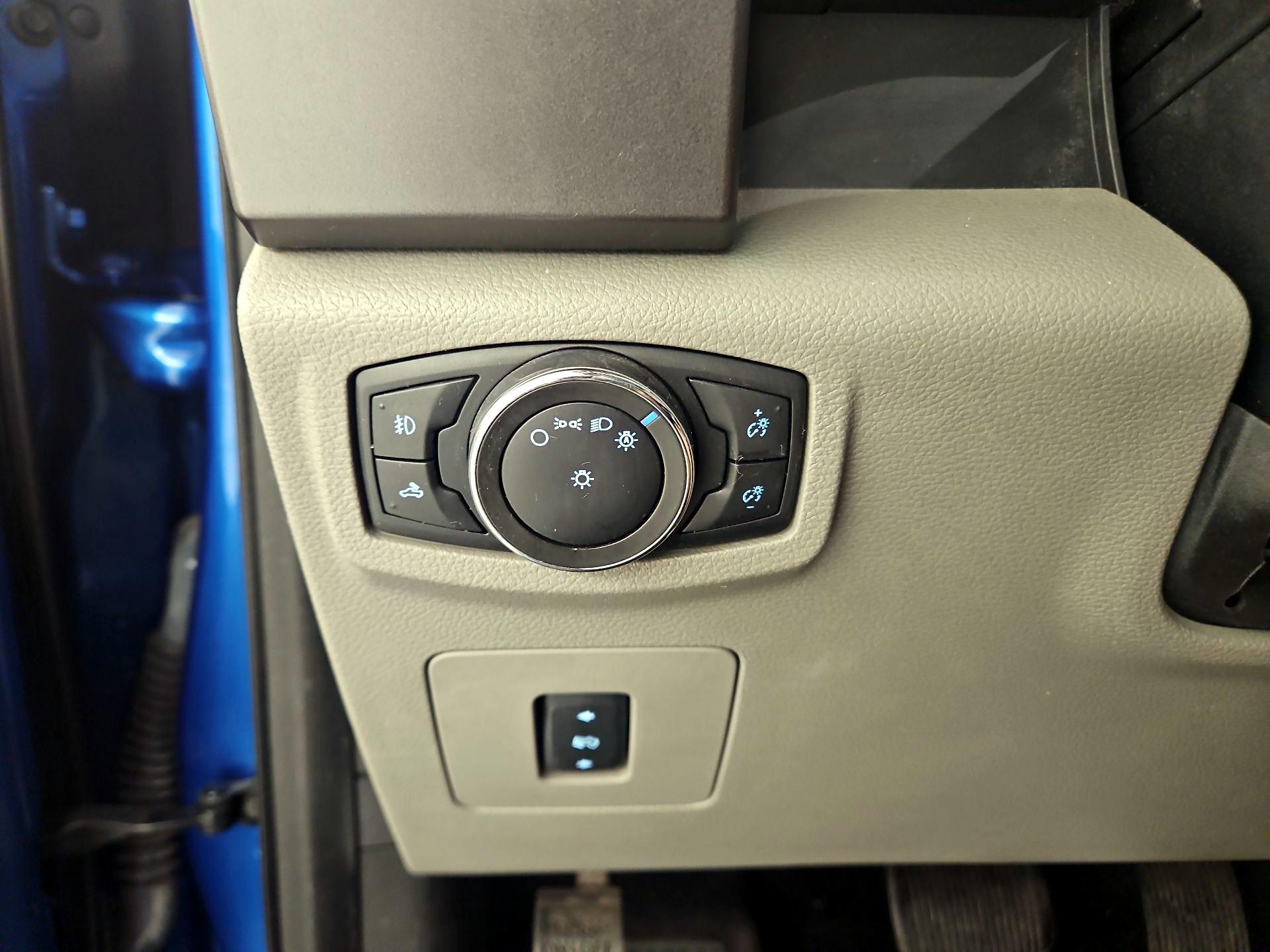Thumbnail: 2016 Ford F-150 - 11