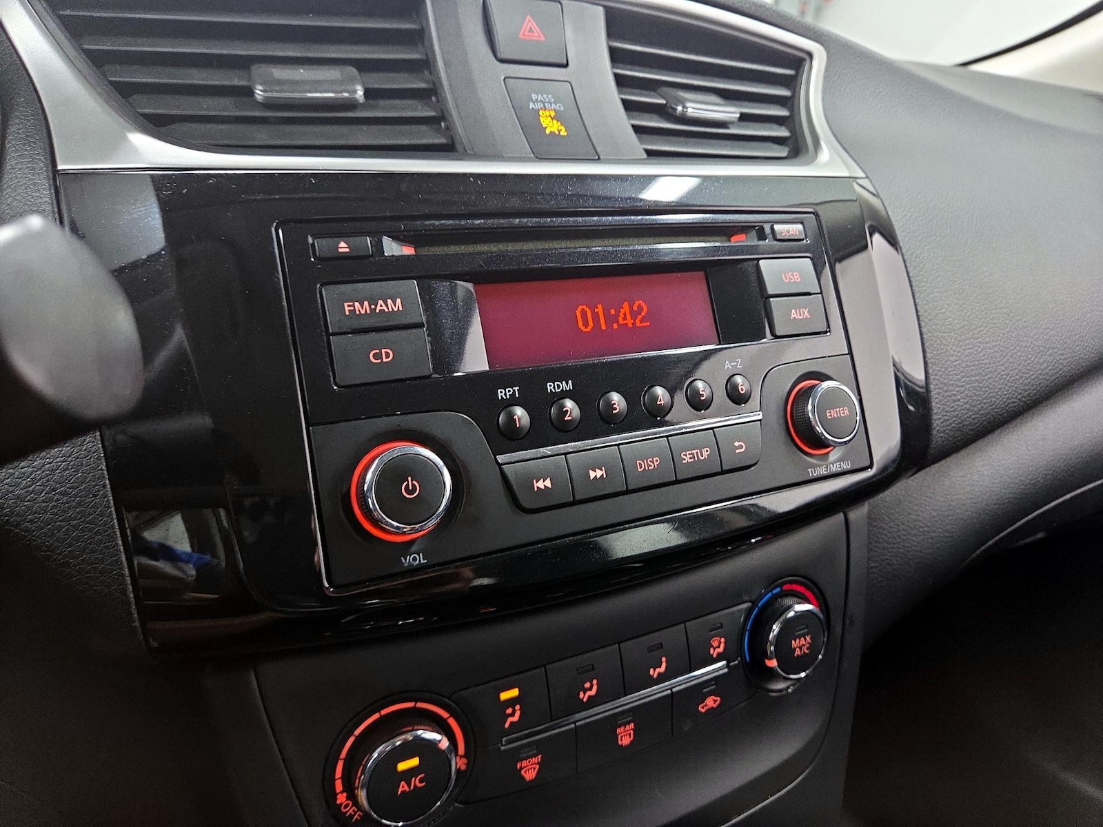 2017 Nissan Sentra S - Photo 12