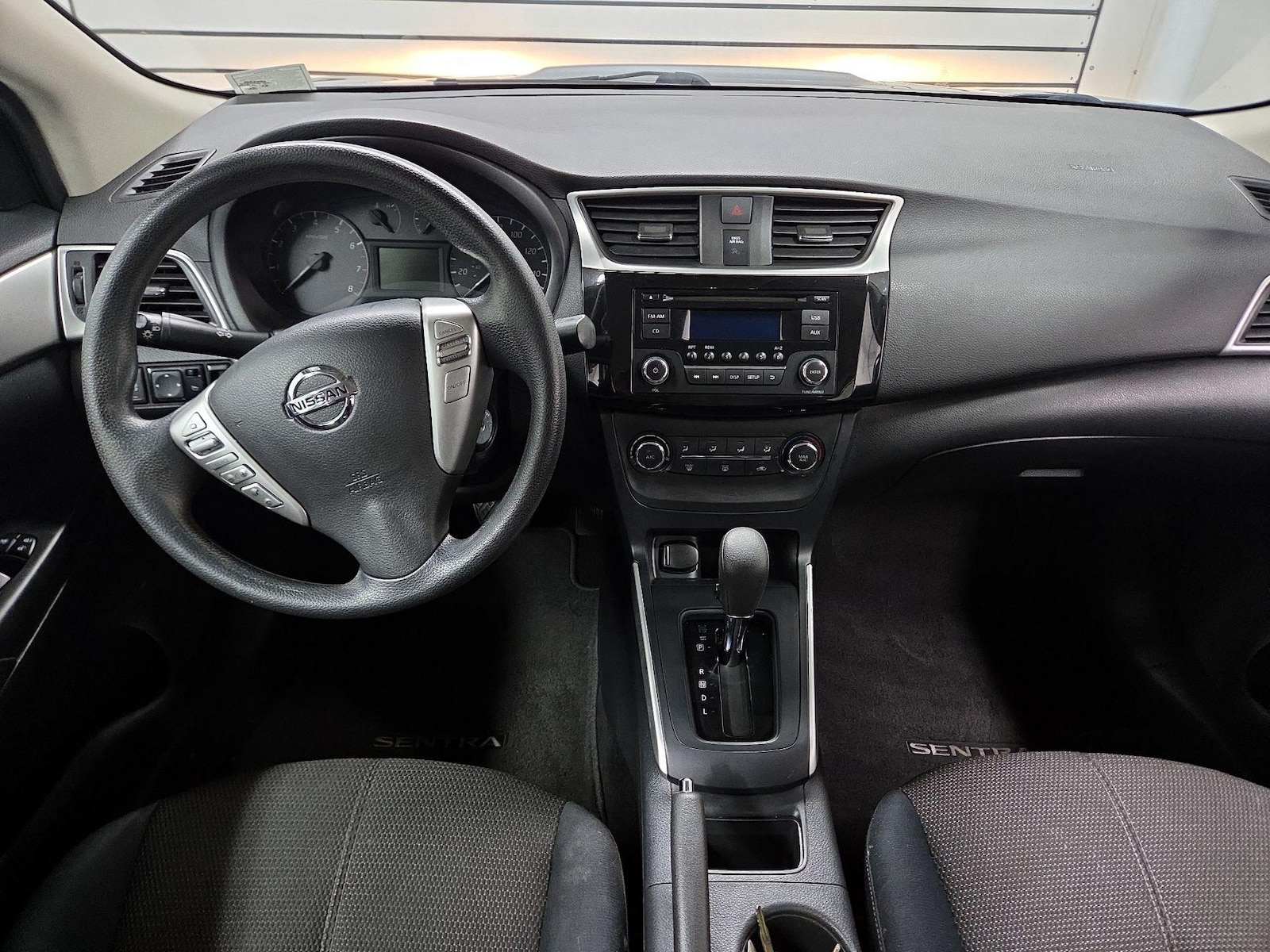 2017 Nissan Sentra S - Photo 8