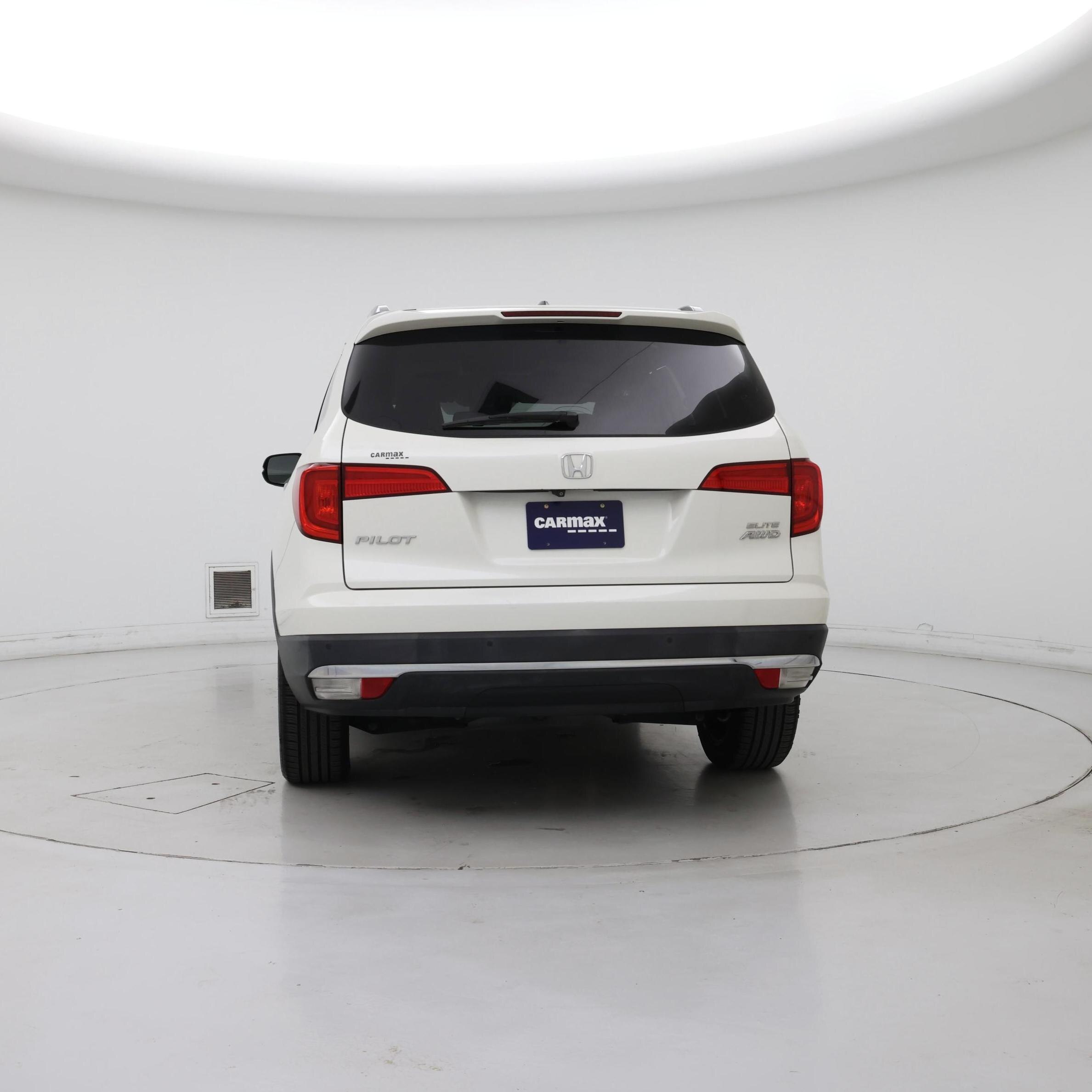 Thumbnail: 2018 Honda Pilot - 6