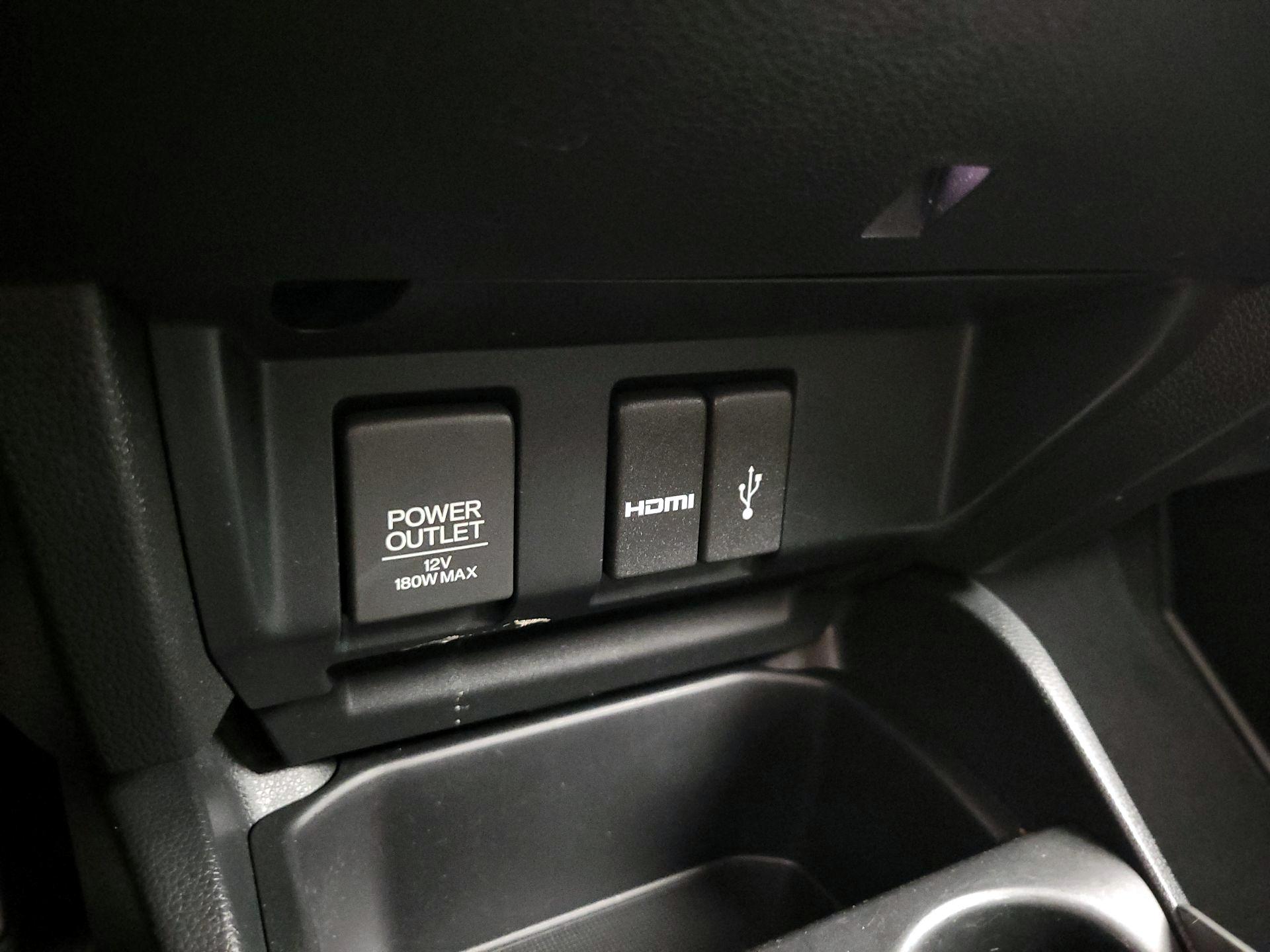 Thumbnail: 2015 Honda Fit - 18