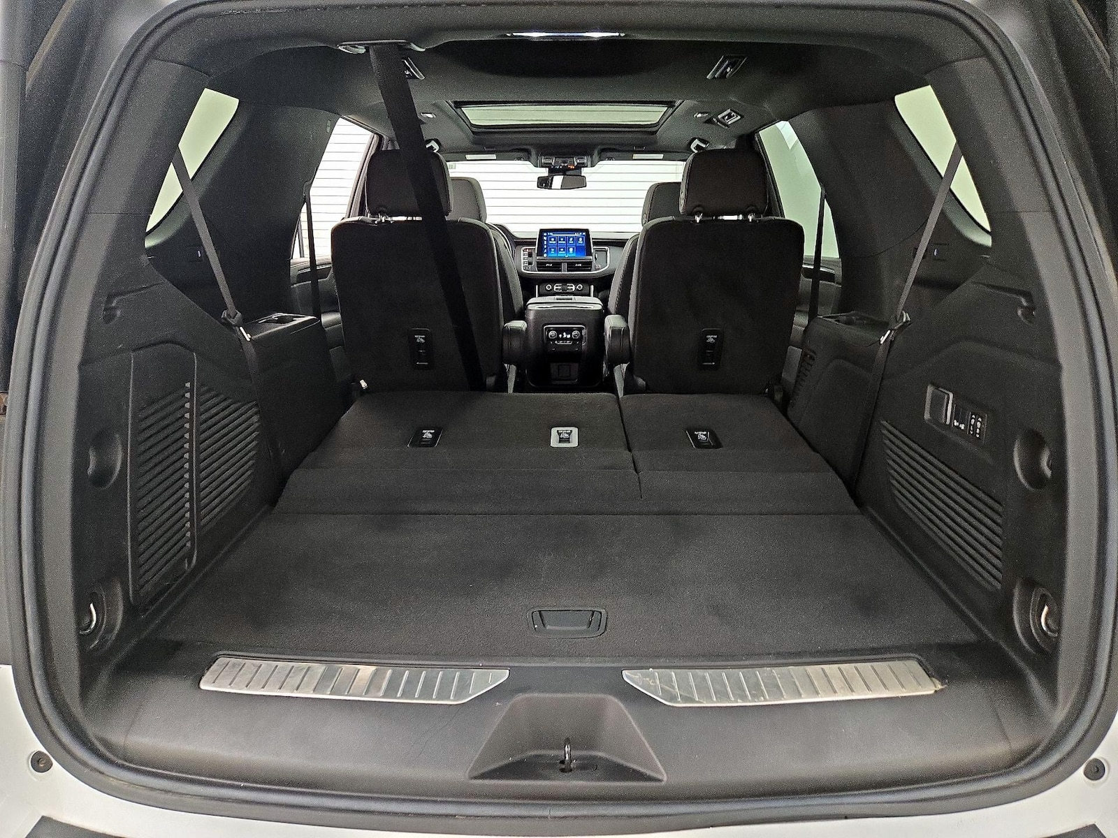 2024 Chevrolet Tahoe RST - Photo 24