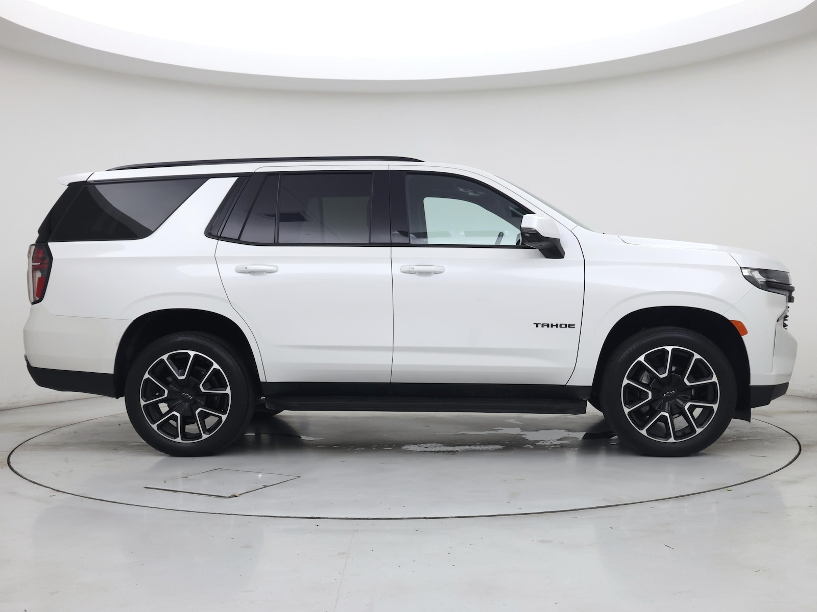 2024 Chevrolet Tahoe RST - Photo 8