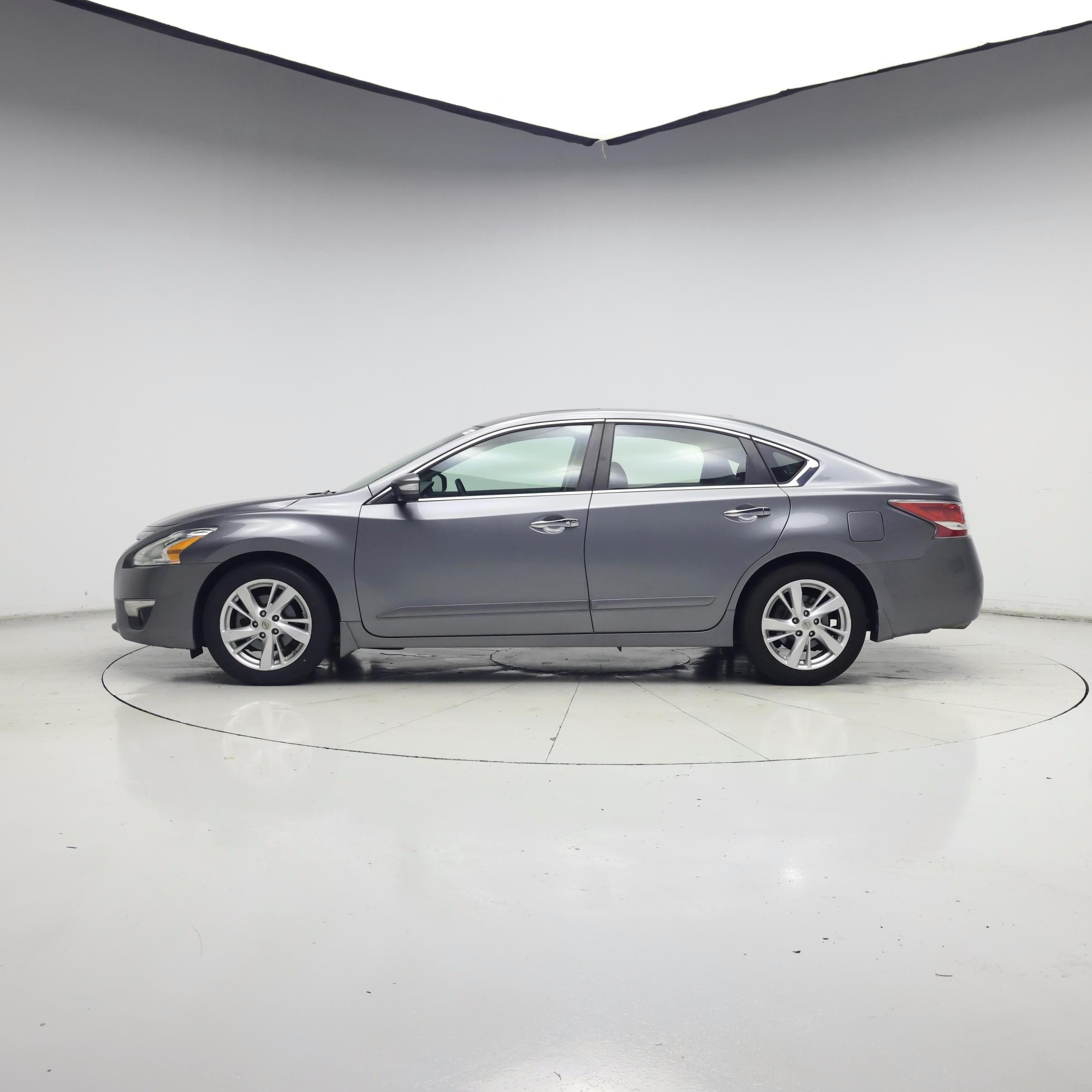 Thumbnail: 2015 Nissan Altima - 3