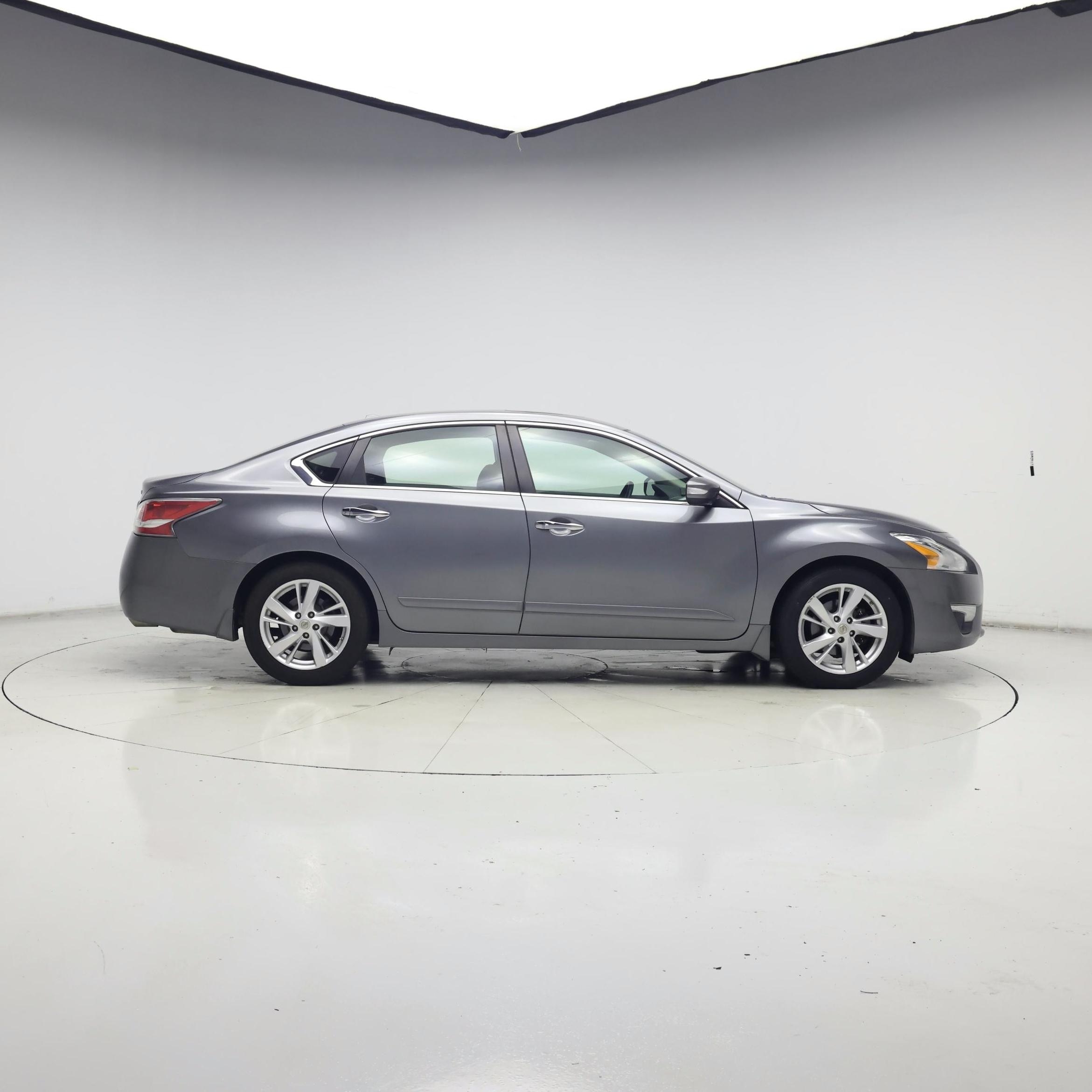 Thumbnail: 2015 Nissan Altima - 7