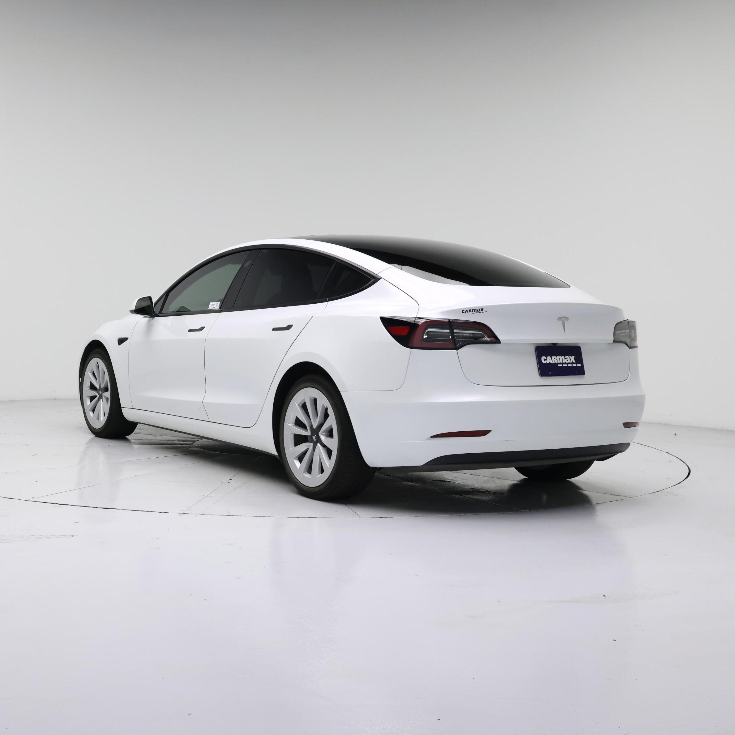 Thumbnail: 2023 Tesla Model 3 - 2