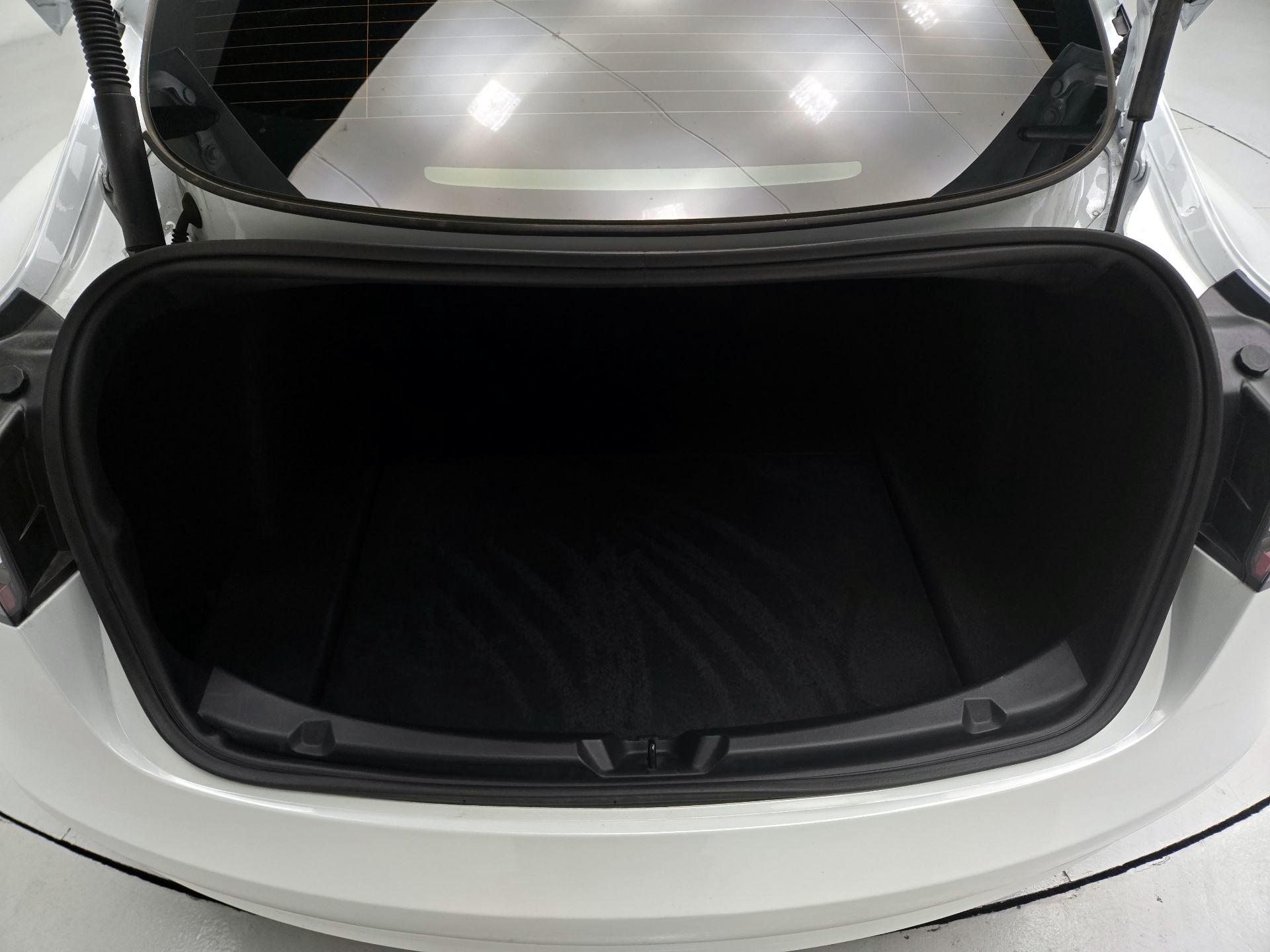 Thumbnail: 2023 Tesla Model 3 - 20