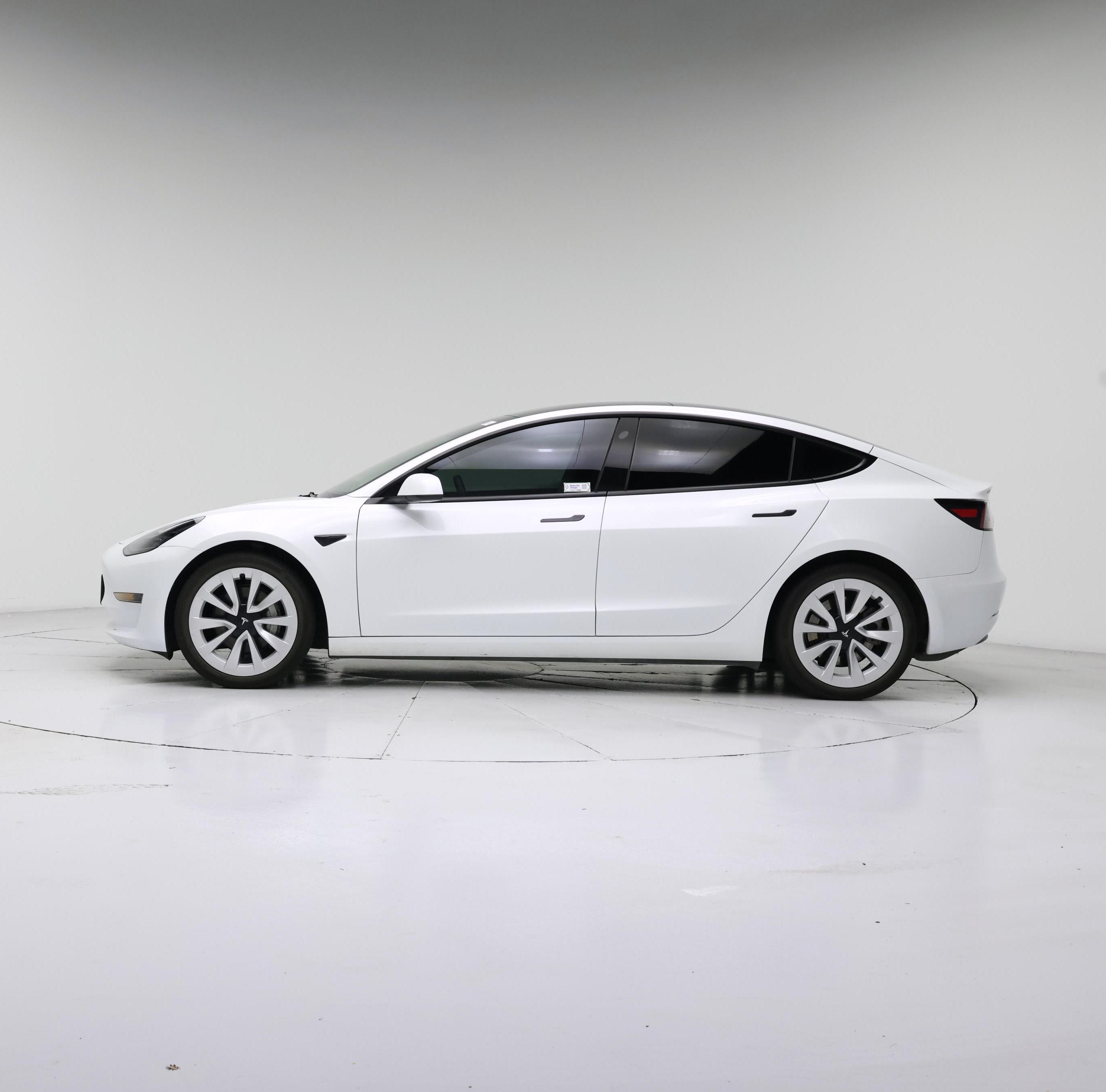 Thumbnail: 2023 Tesla Model 3 - 3