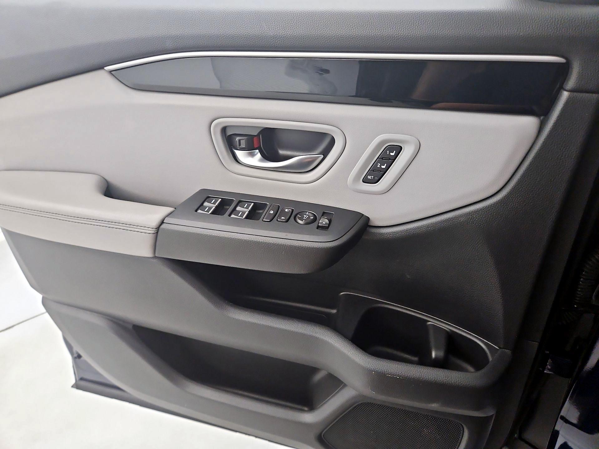 Thumbnail: 2025 Honda Pilot - 12
