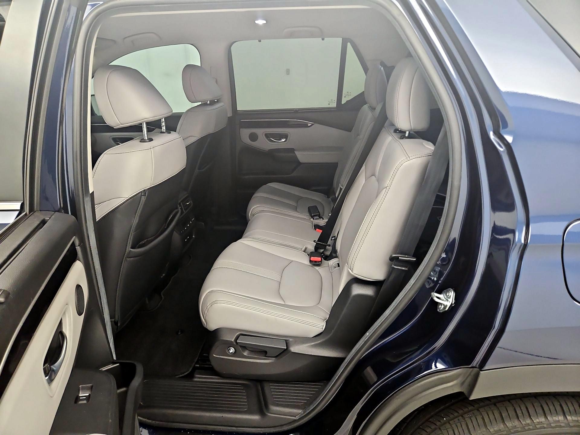 Thumbnail: 2025 Honda Pilot - 19