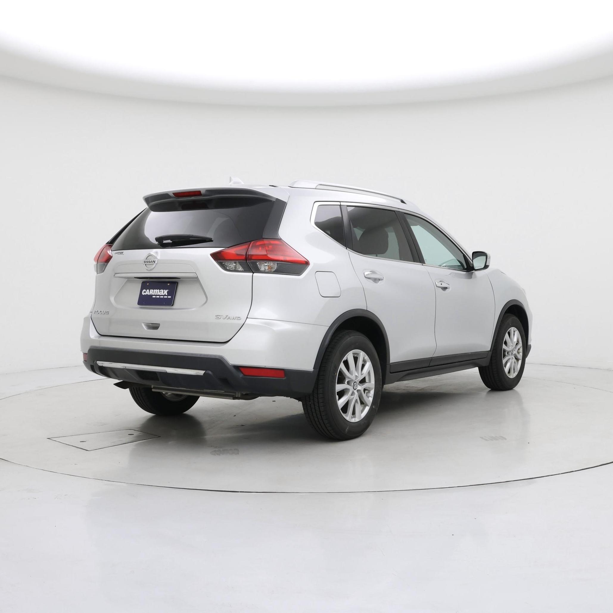 Thumbnail: 2017 Nissan Rogue - 8