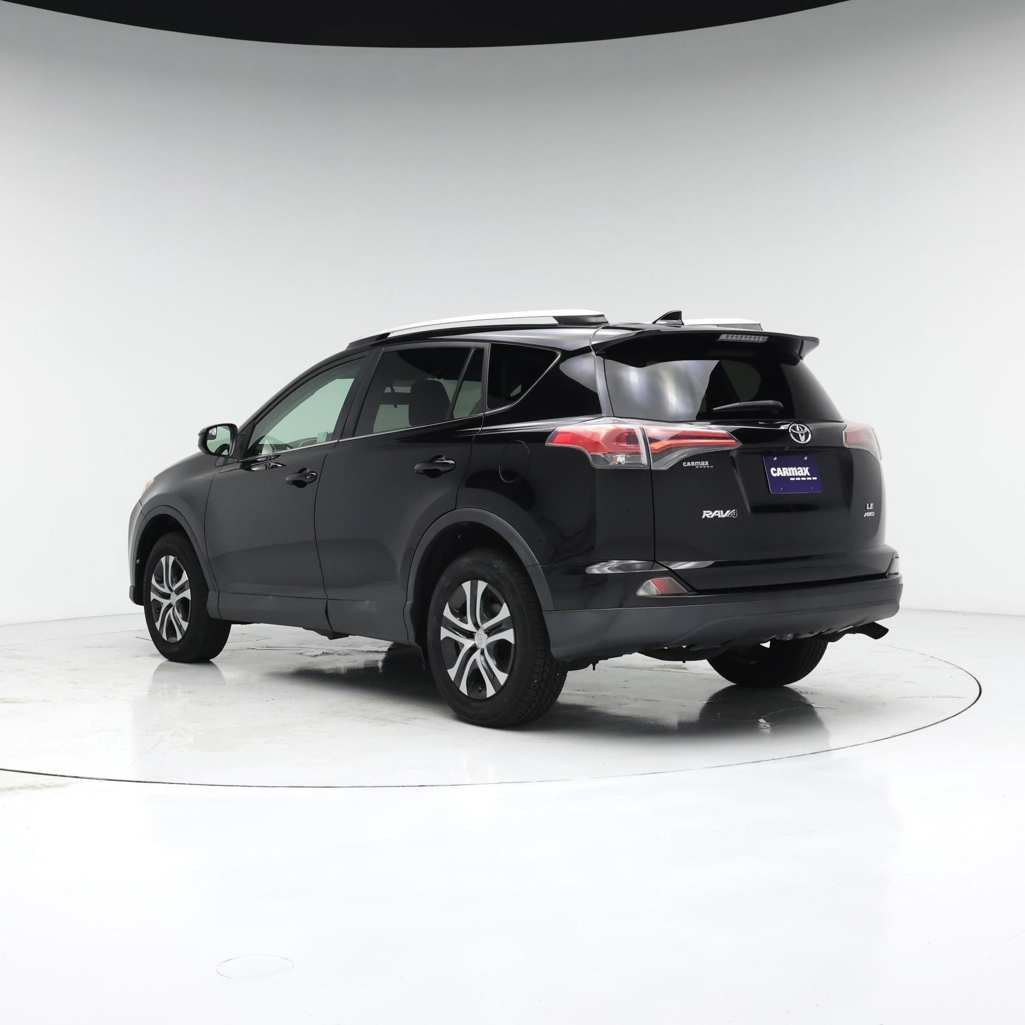 Thumbnail: 2016 Toyota RAV4 - 2