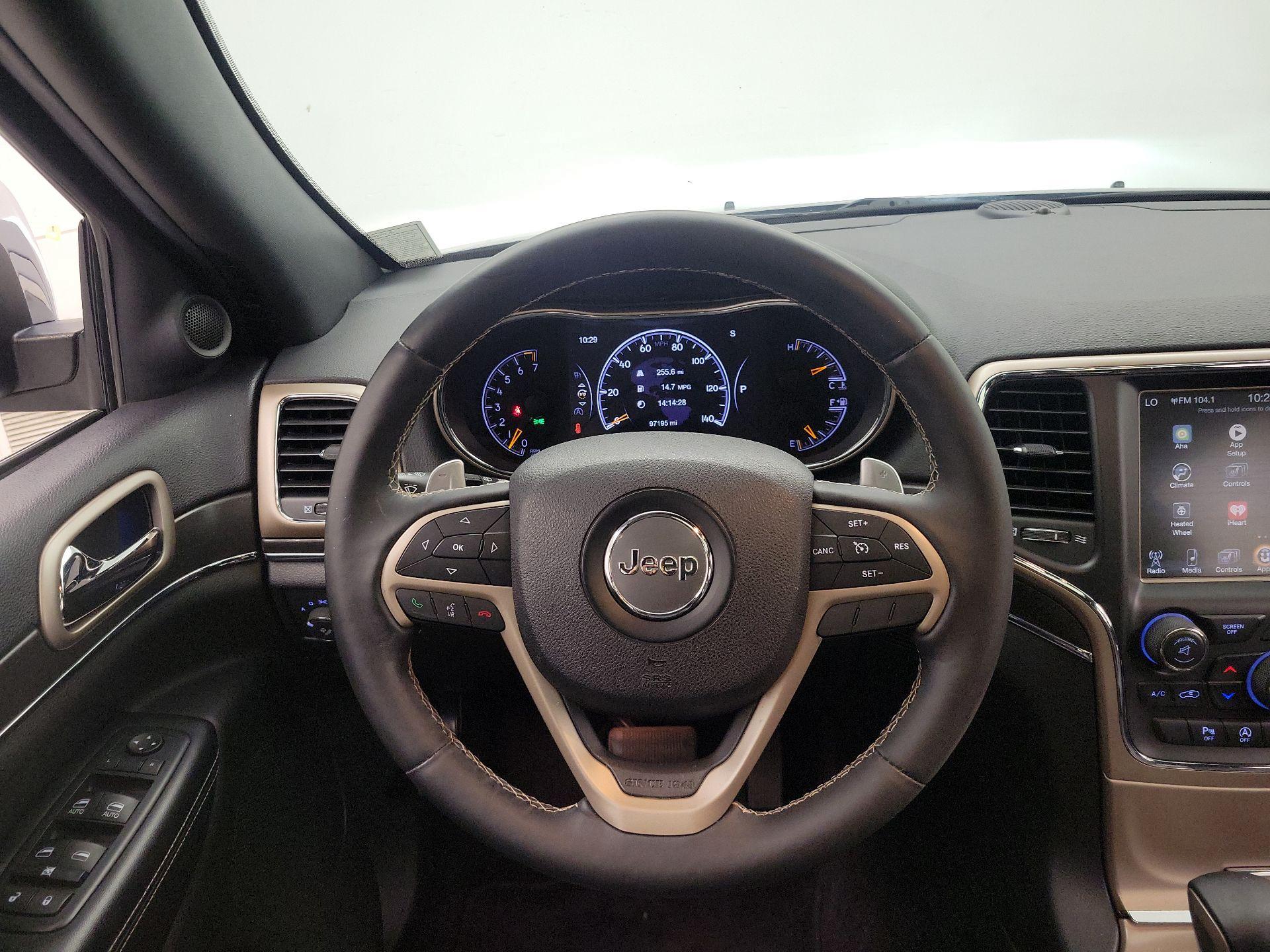 Thumbnail: 2016 Jeep Grand Cherokee - 10