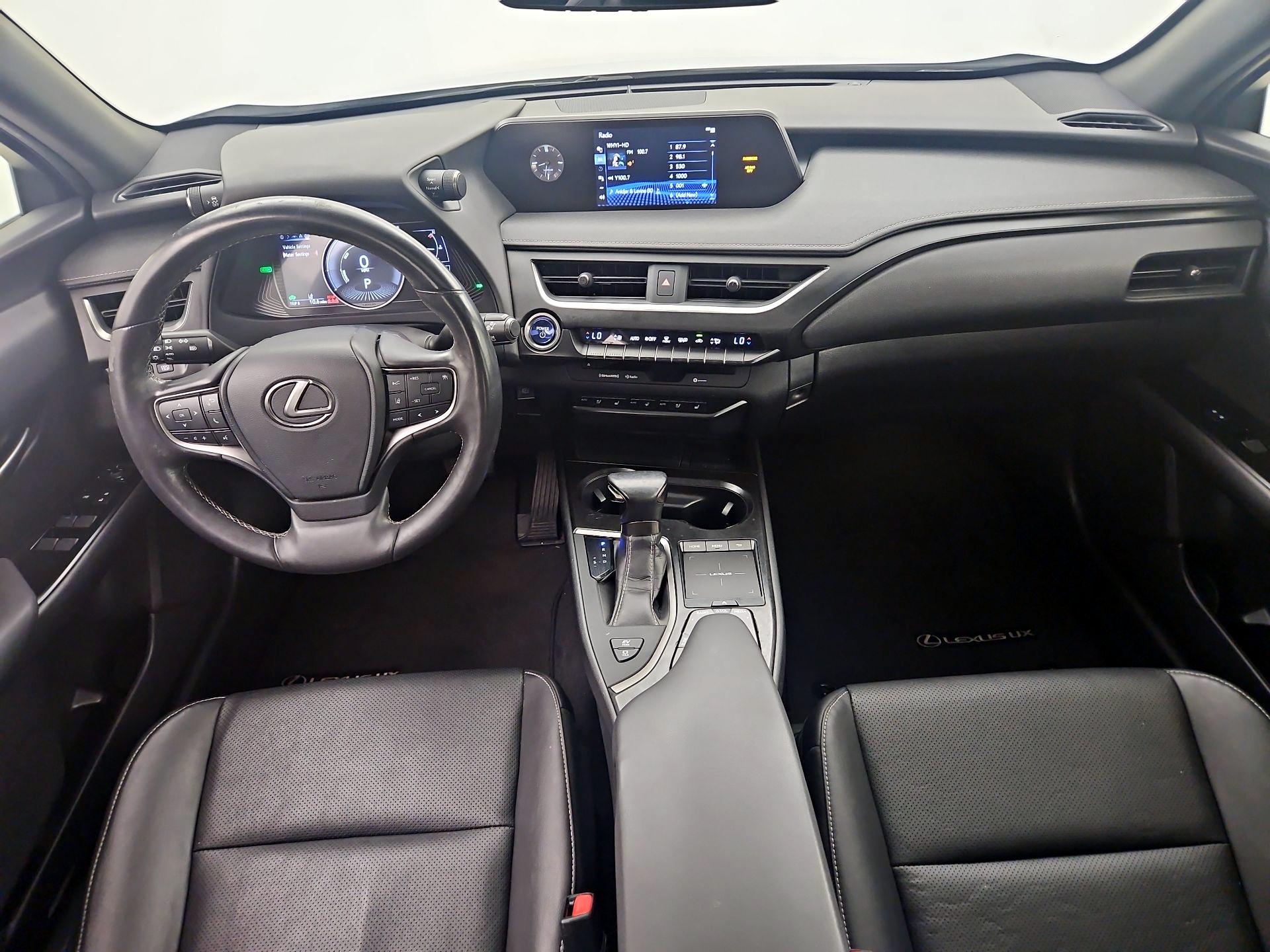 Thumbnail: 2019 Lexus UX - 9