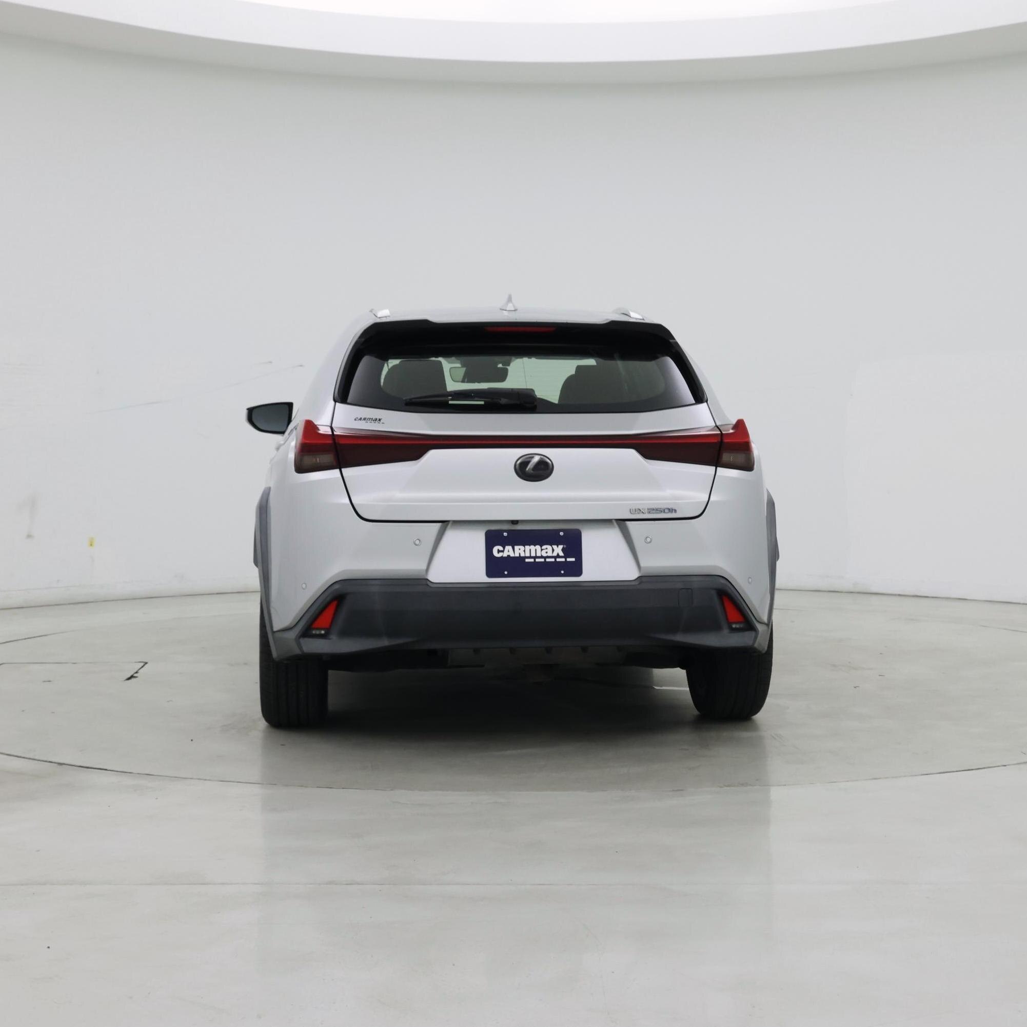 Thumbnail: 2019 Lexus UX - 6