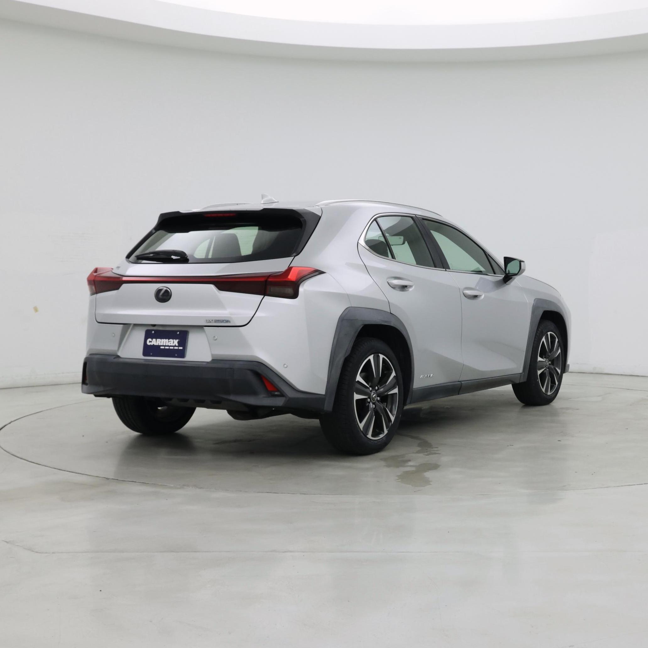 Thumbnail: 2019 Lexus UX - 8