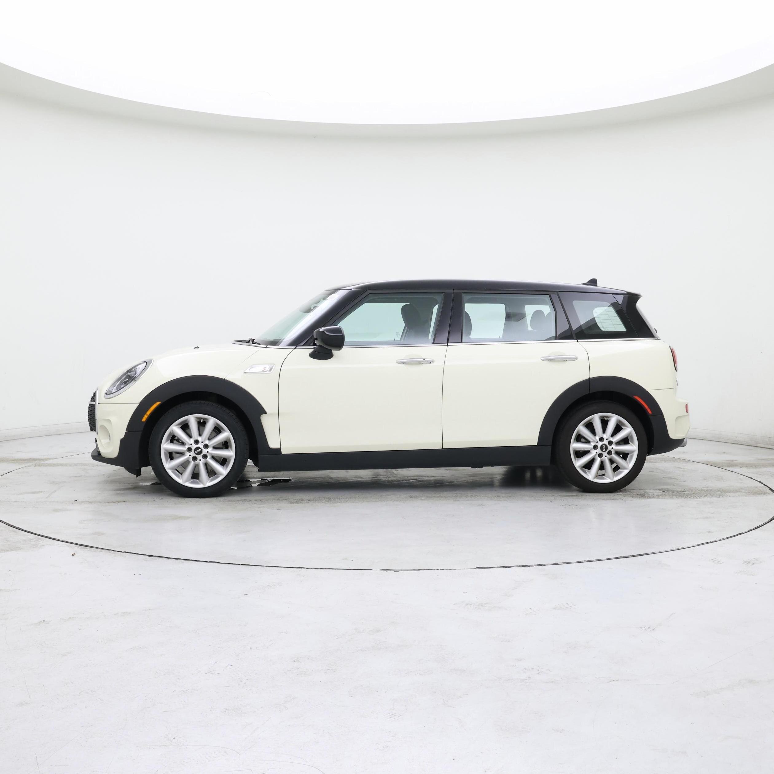 Thumbnail: 2023 MINI Cooper Clubman - 3