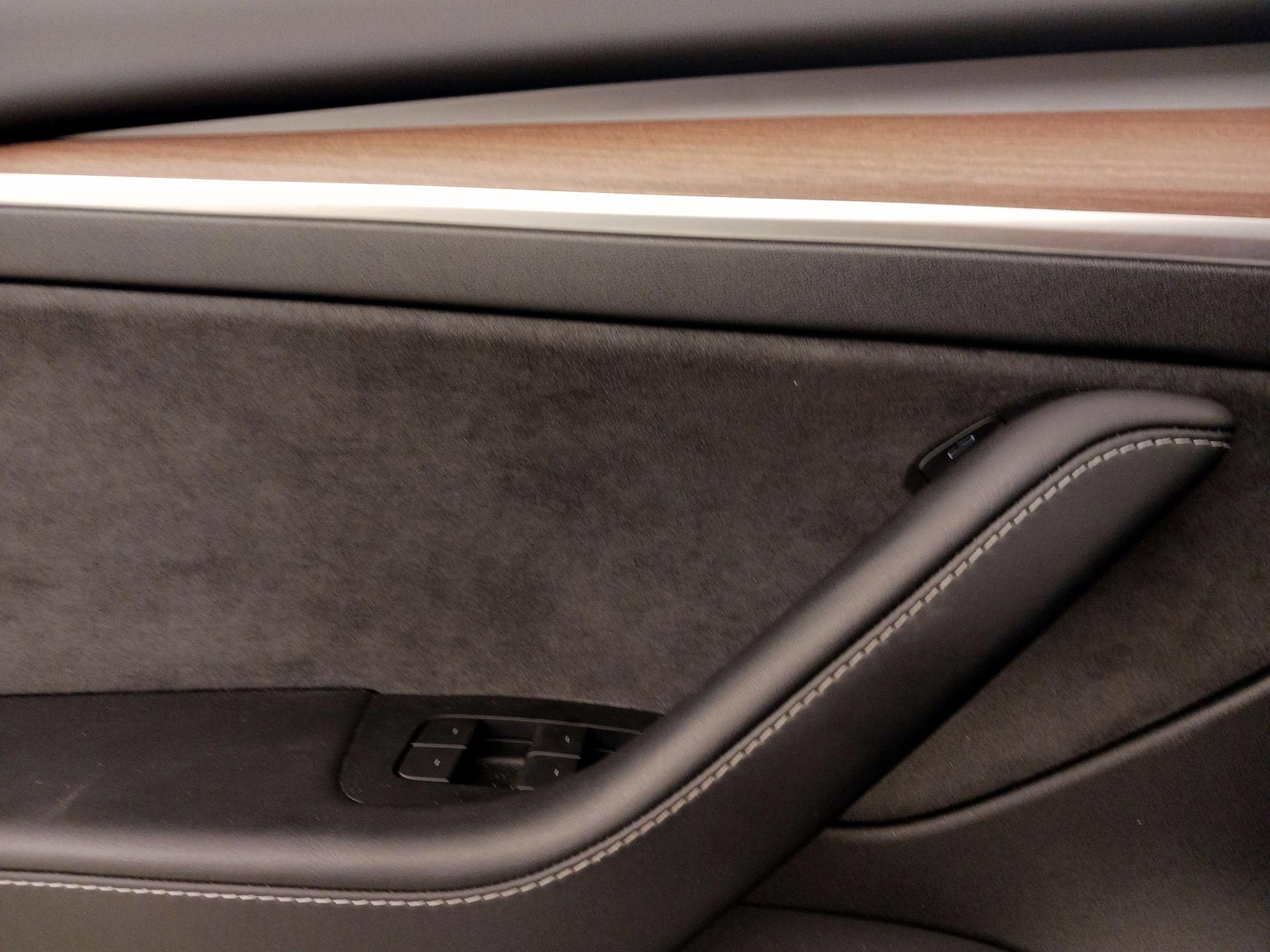 Thumbnail: 2023 Tesla Model 3 - 12