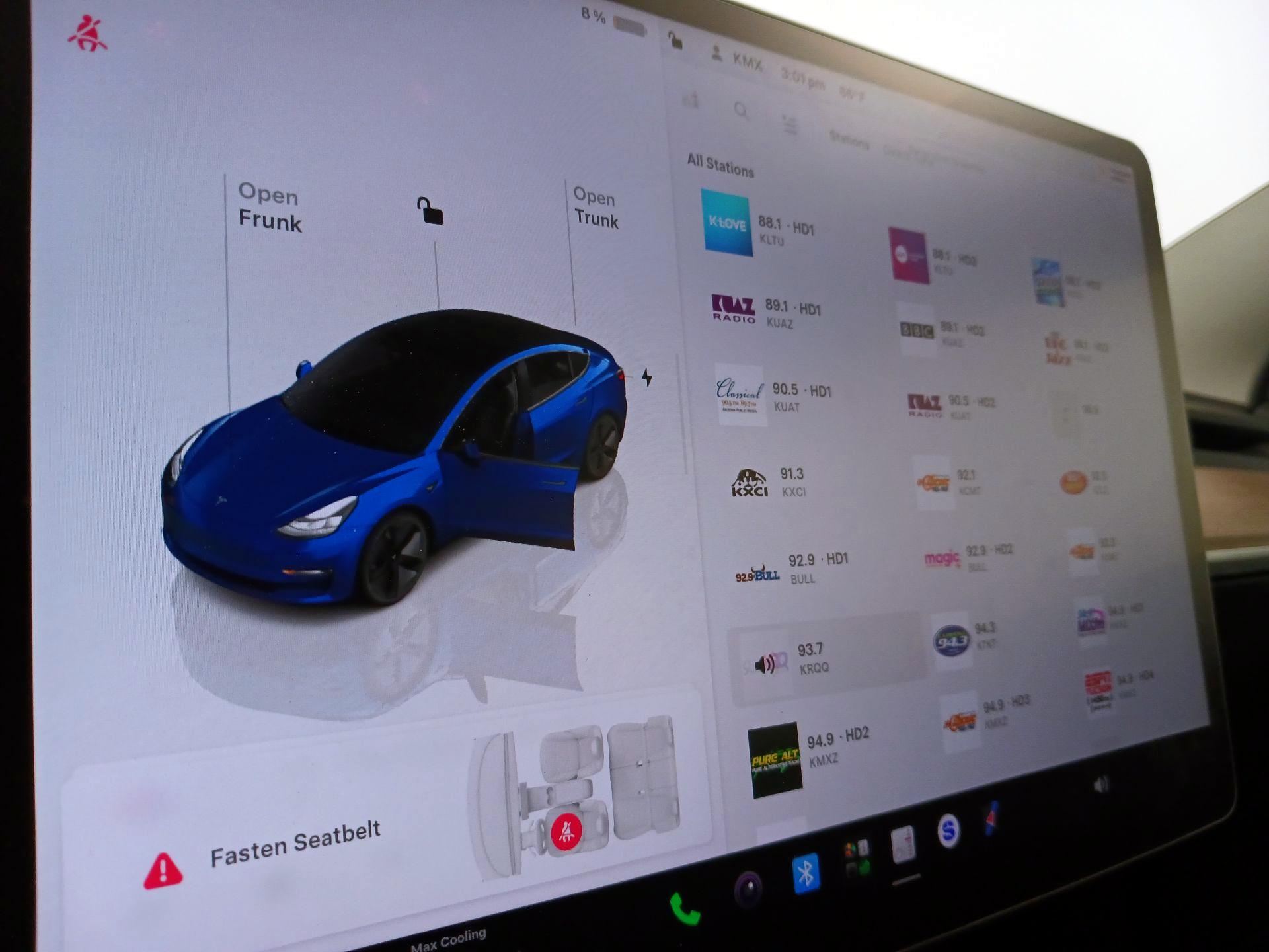 Thumbnail: 2023 Tesla Model 3 - 15