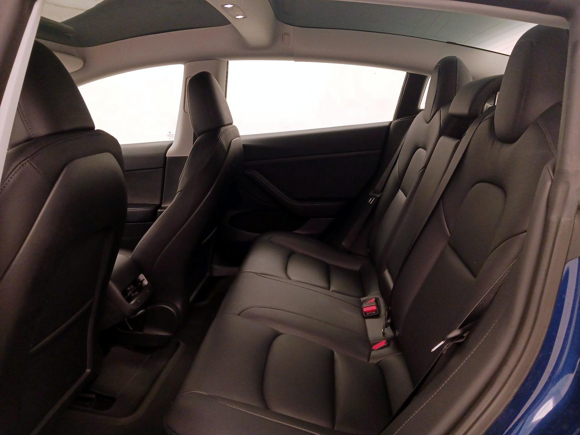 Thumbnail: 2023 Tesla Model 3 - 19