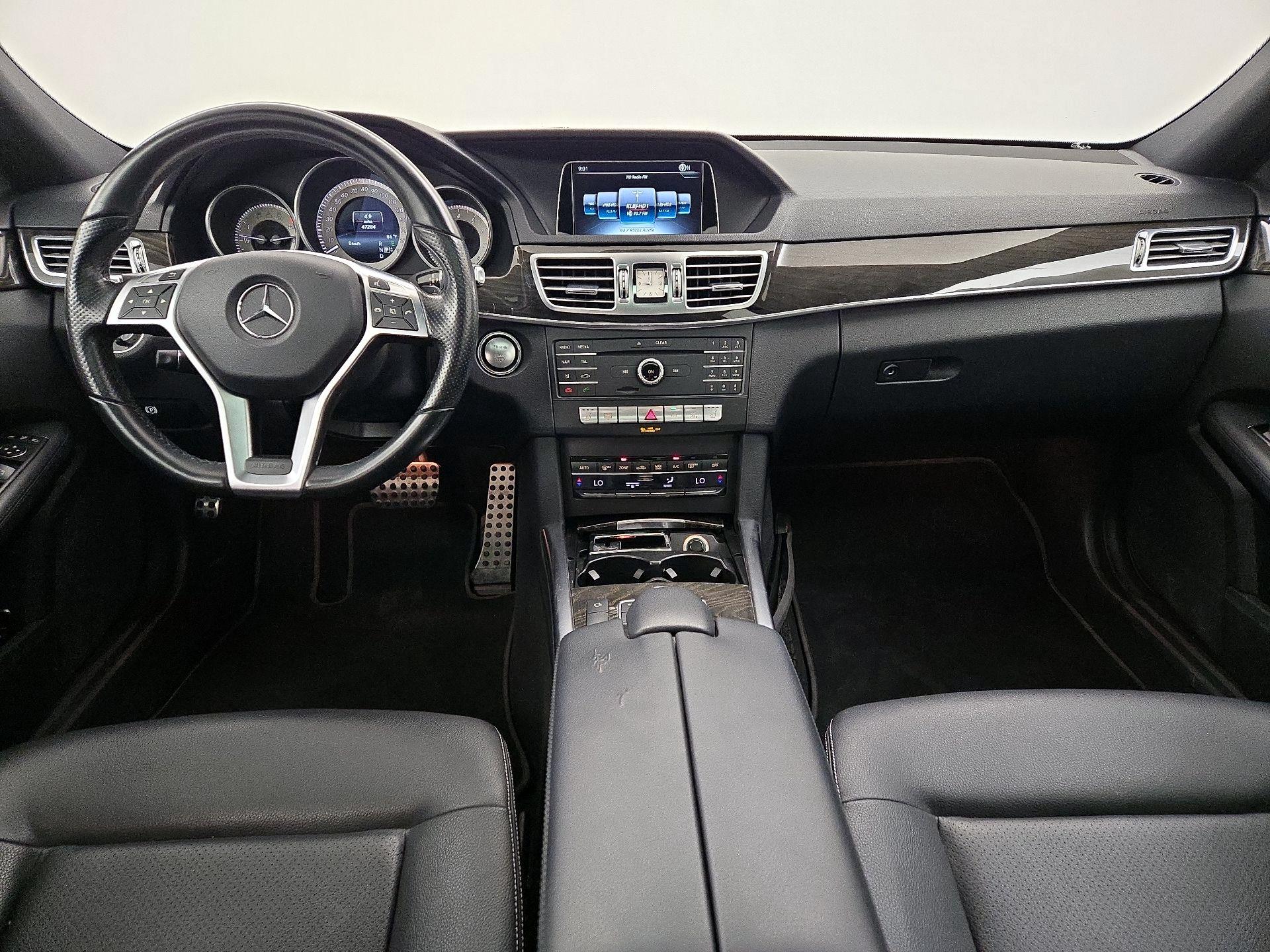 Thumbnail: 2016 Mercedes-Benz E-Class - 9