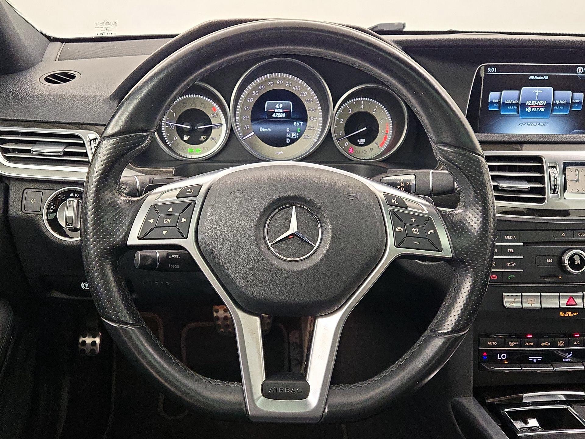 Thumbnail: 2016 Mercedes-Benz E-Class - 10