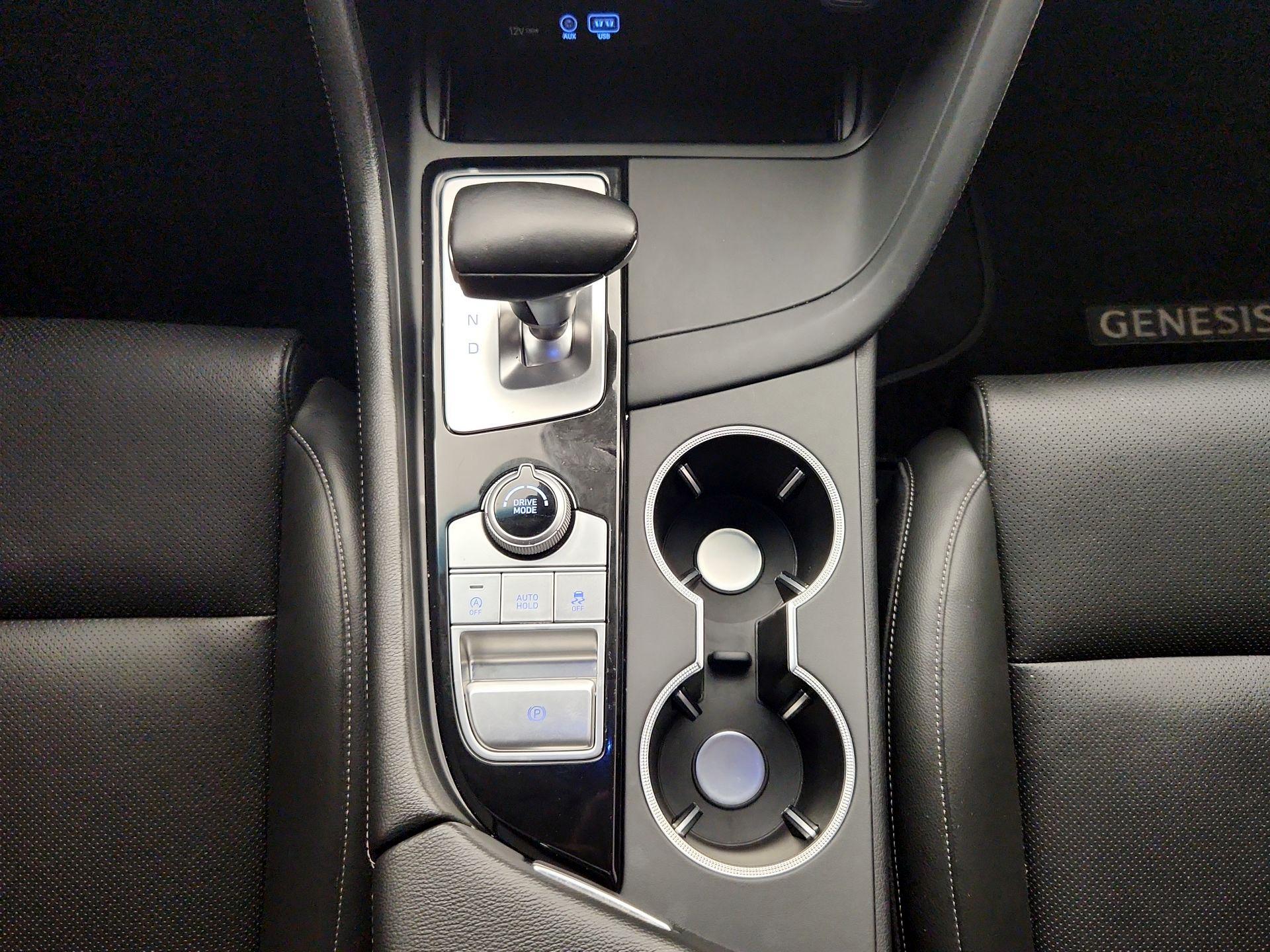 Thumbnail: 2020 Genesis G70 - 17