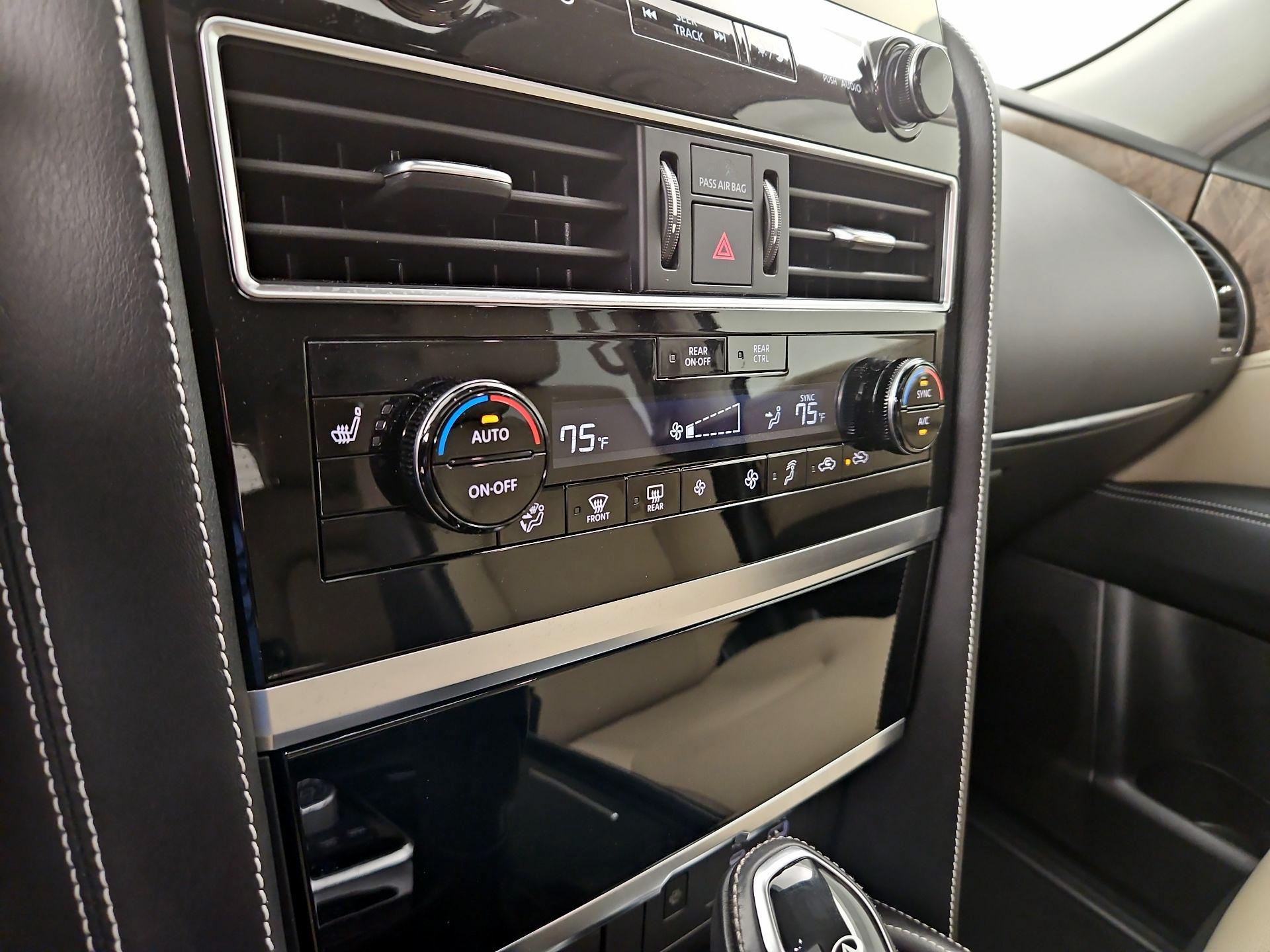 Thumbnail: 2023 INFINITI QX80 - 17