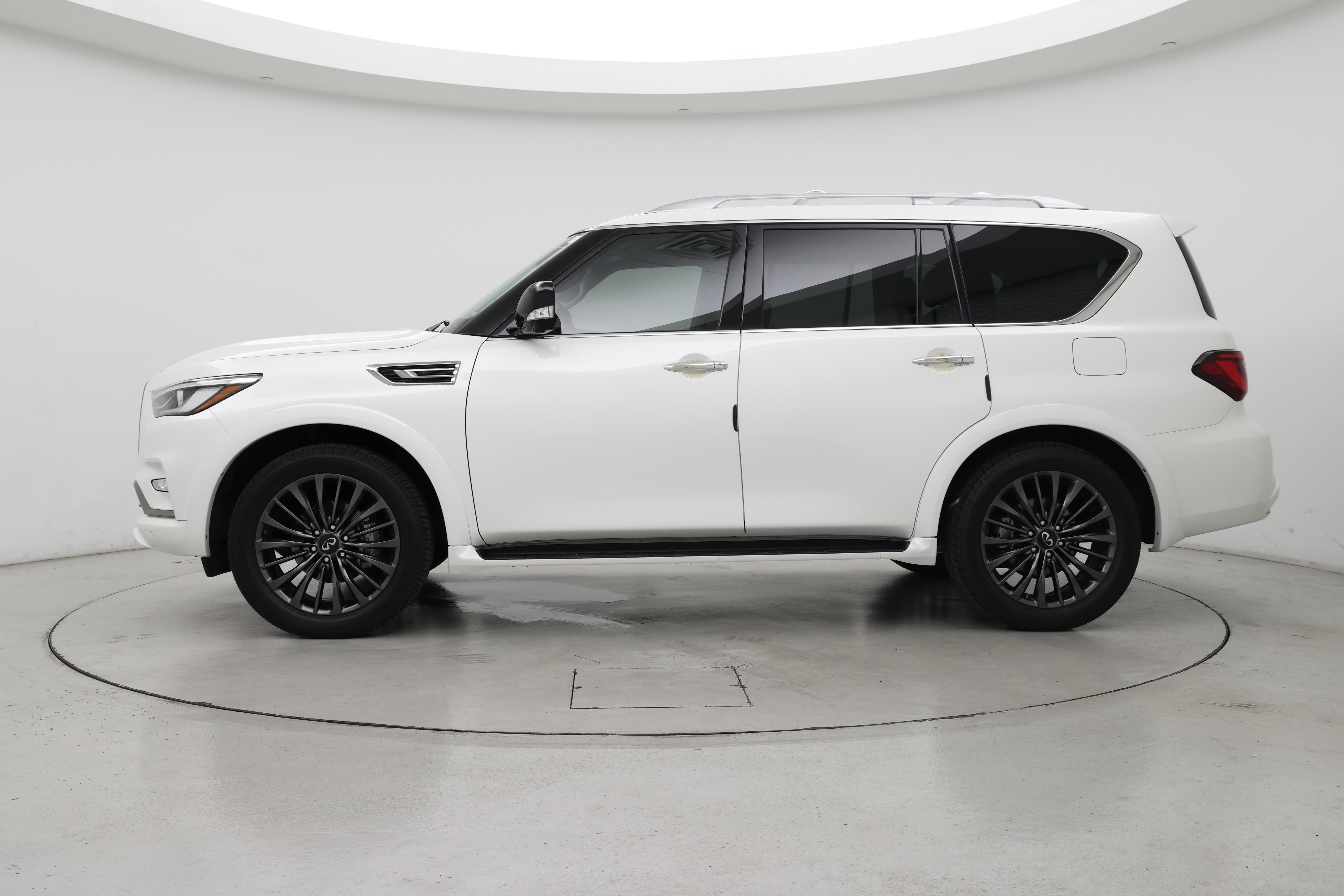 Thumbnail: 2023 INFINITI QX80 - 3