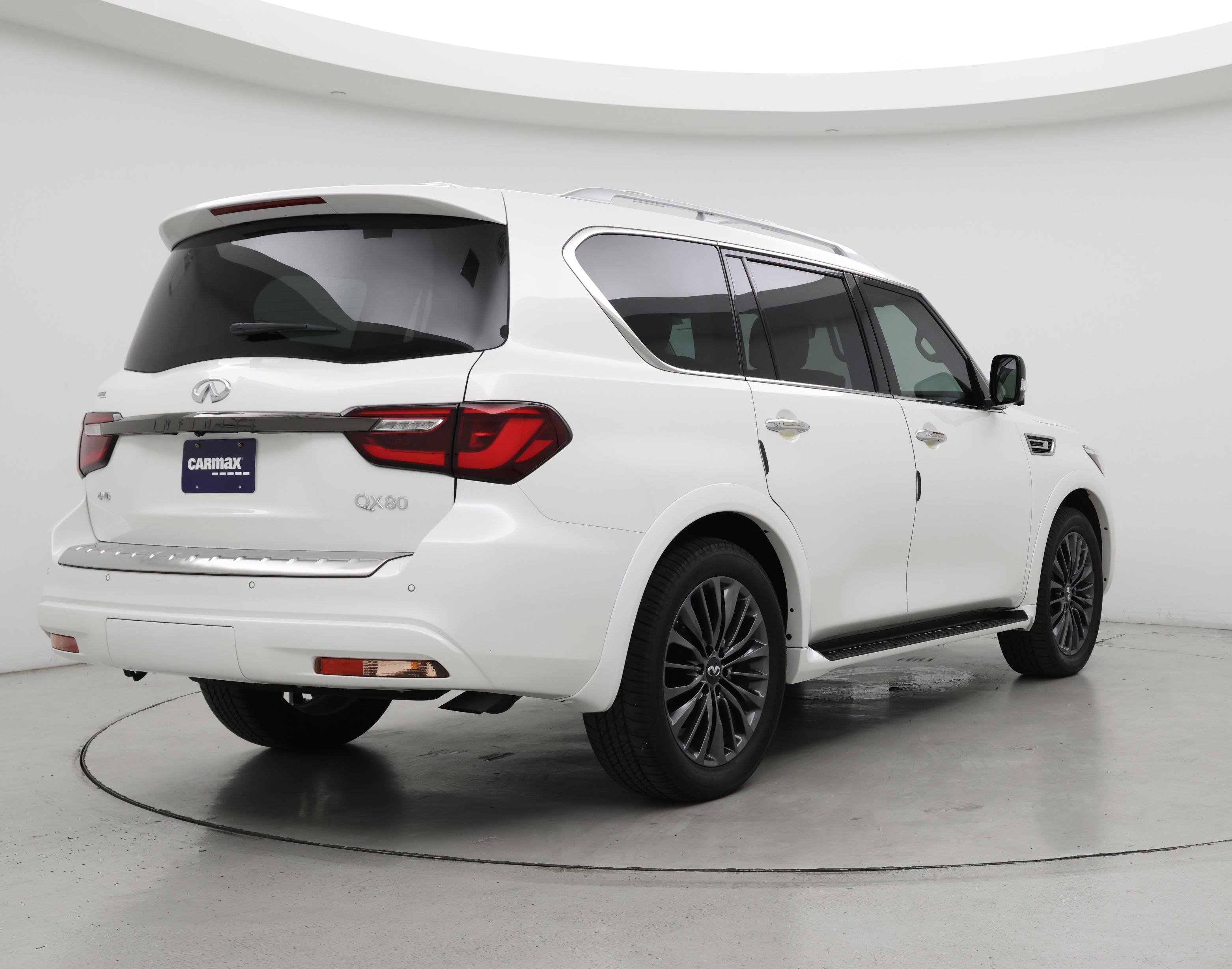 Thumbnail: 2023 INFINITI QX80 - 8