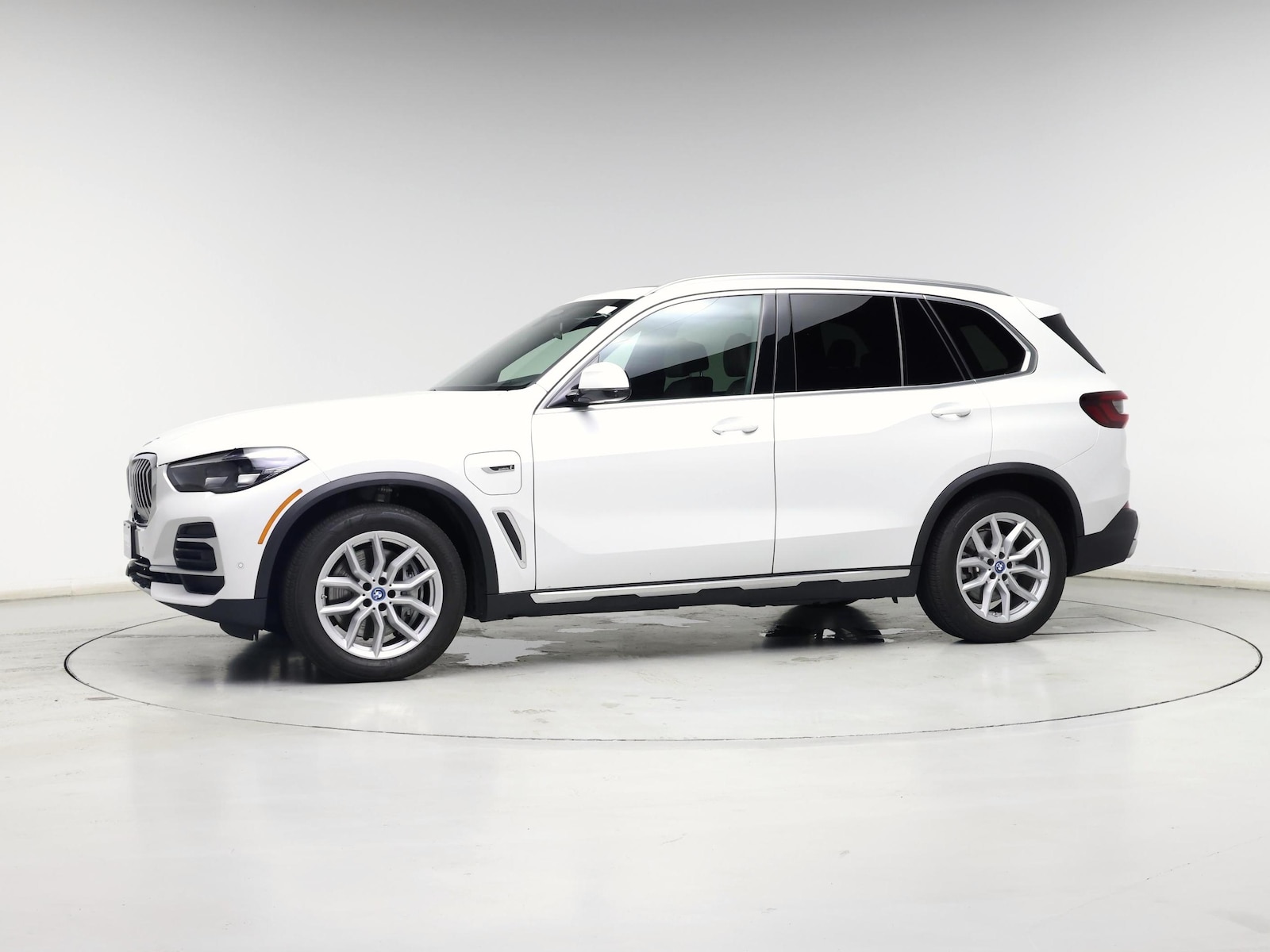 2022 BMW X5 45e - Photo 4