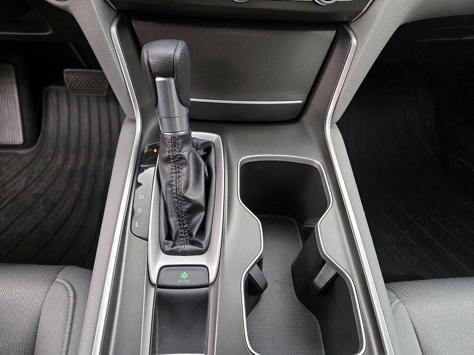 2020 Honda Accord LX - Photo 18