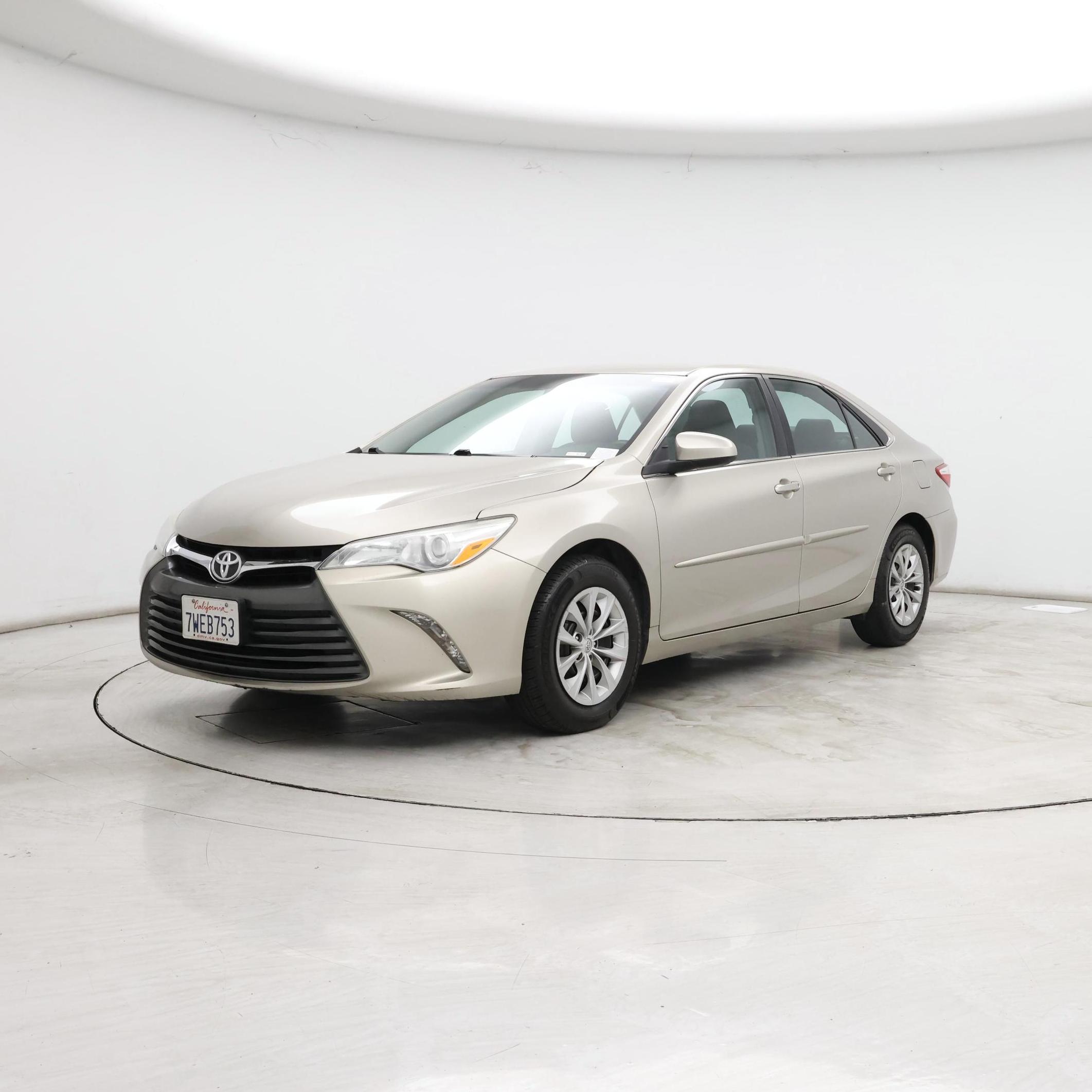 Thumbnail: 2017 Toyota Camry - 4