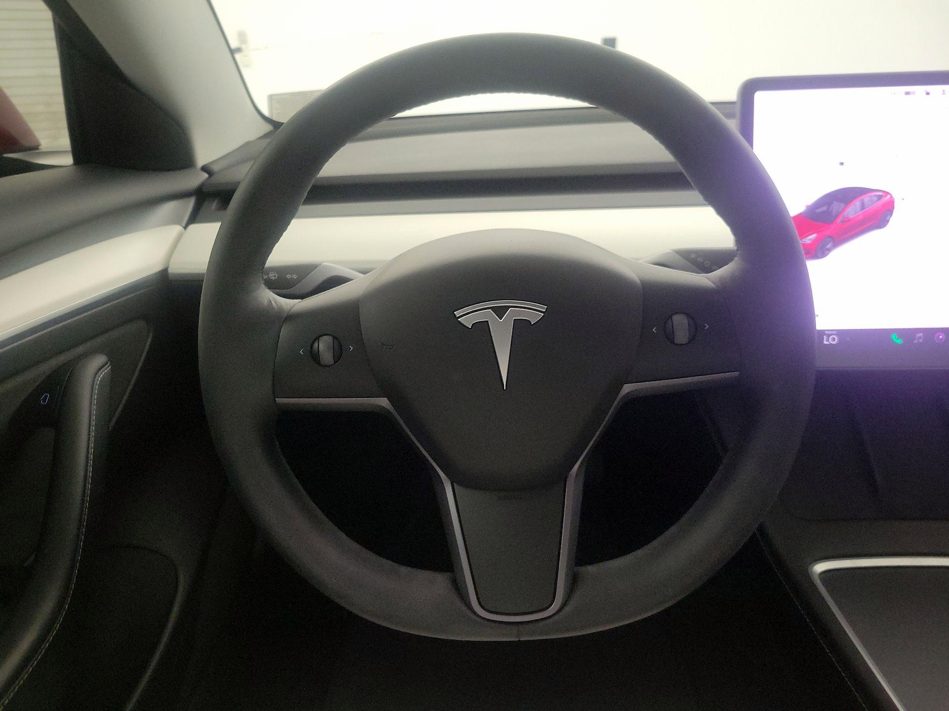Thumbnail: 2021 Tesla Model 3 - 10