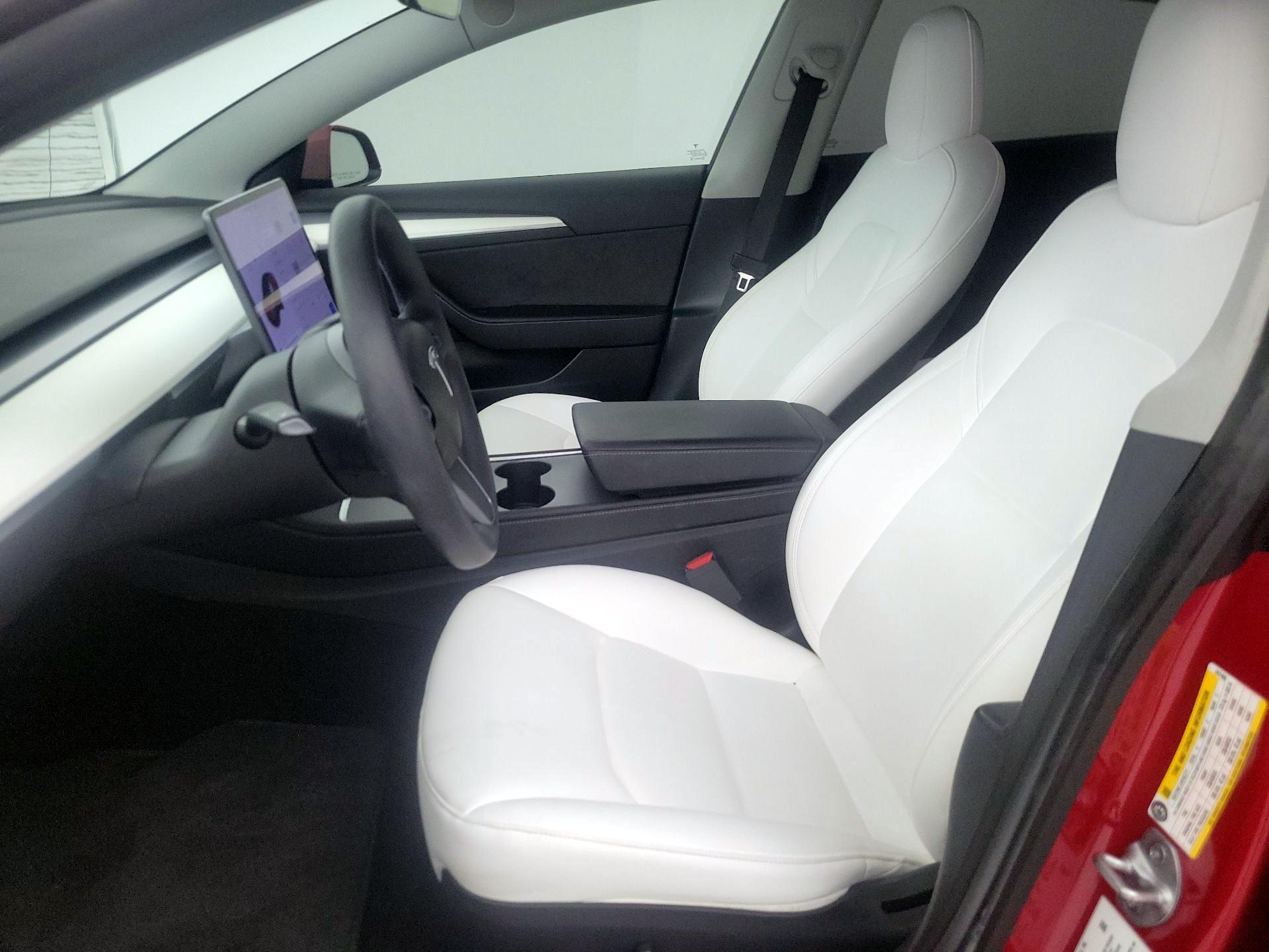 Thumbnail: 2021 Tesla Model 3 - 11