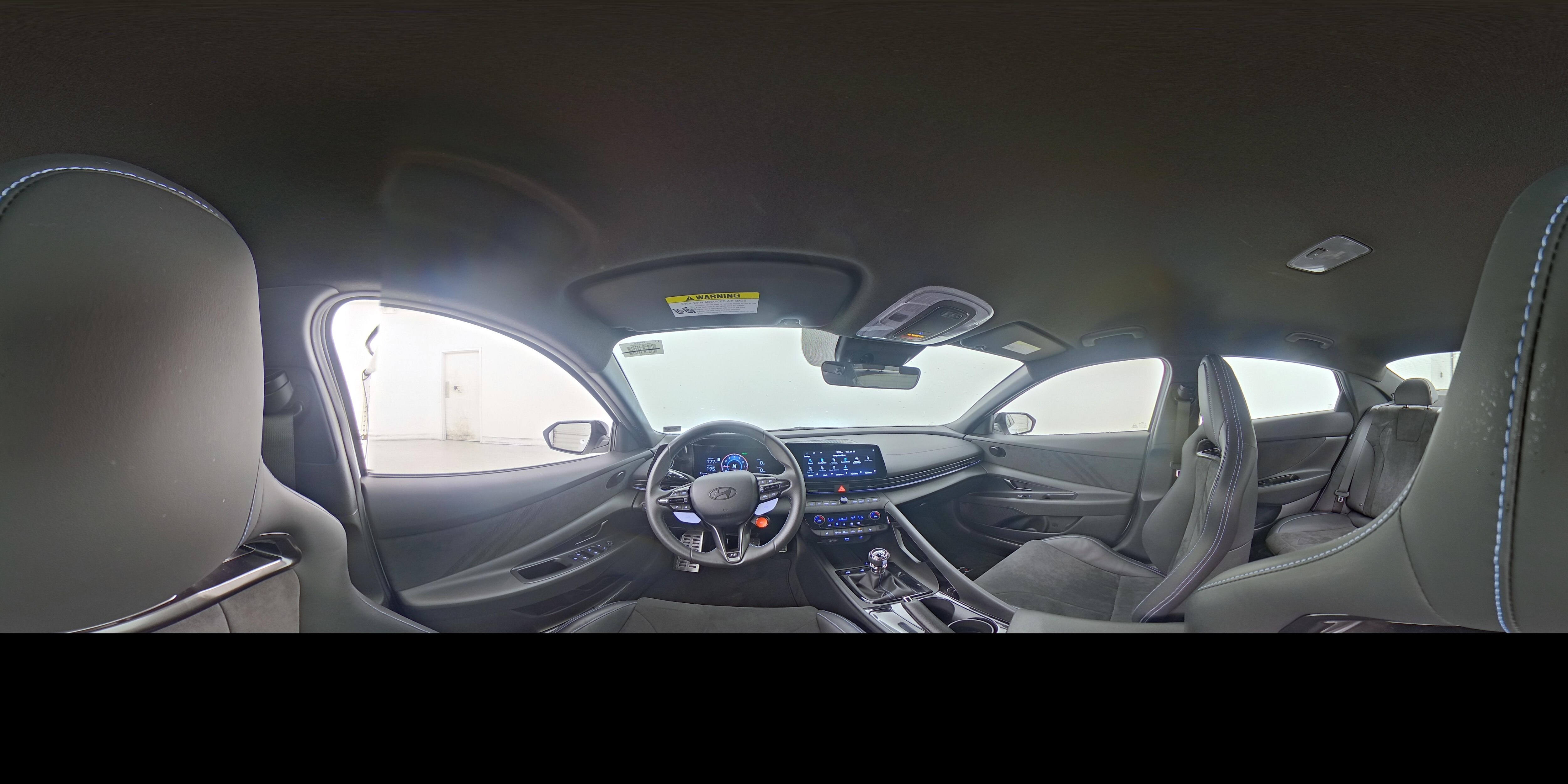 2025 Hyundai Elantra N - Photo 27