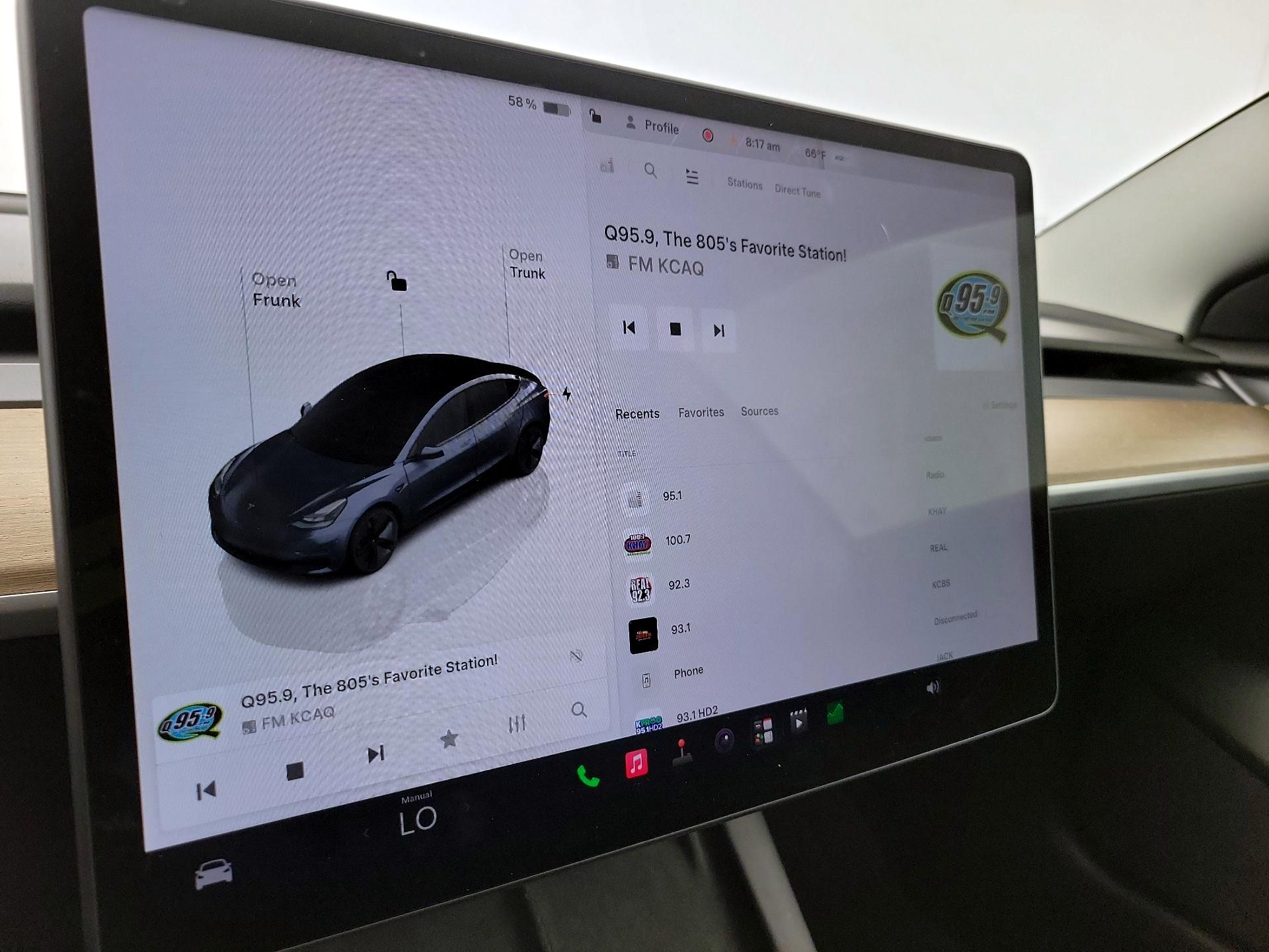 Thumbnail: 2022 Tesla Model 3 - 15