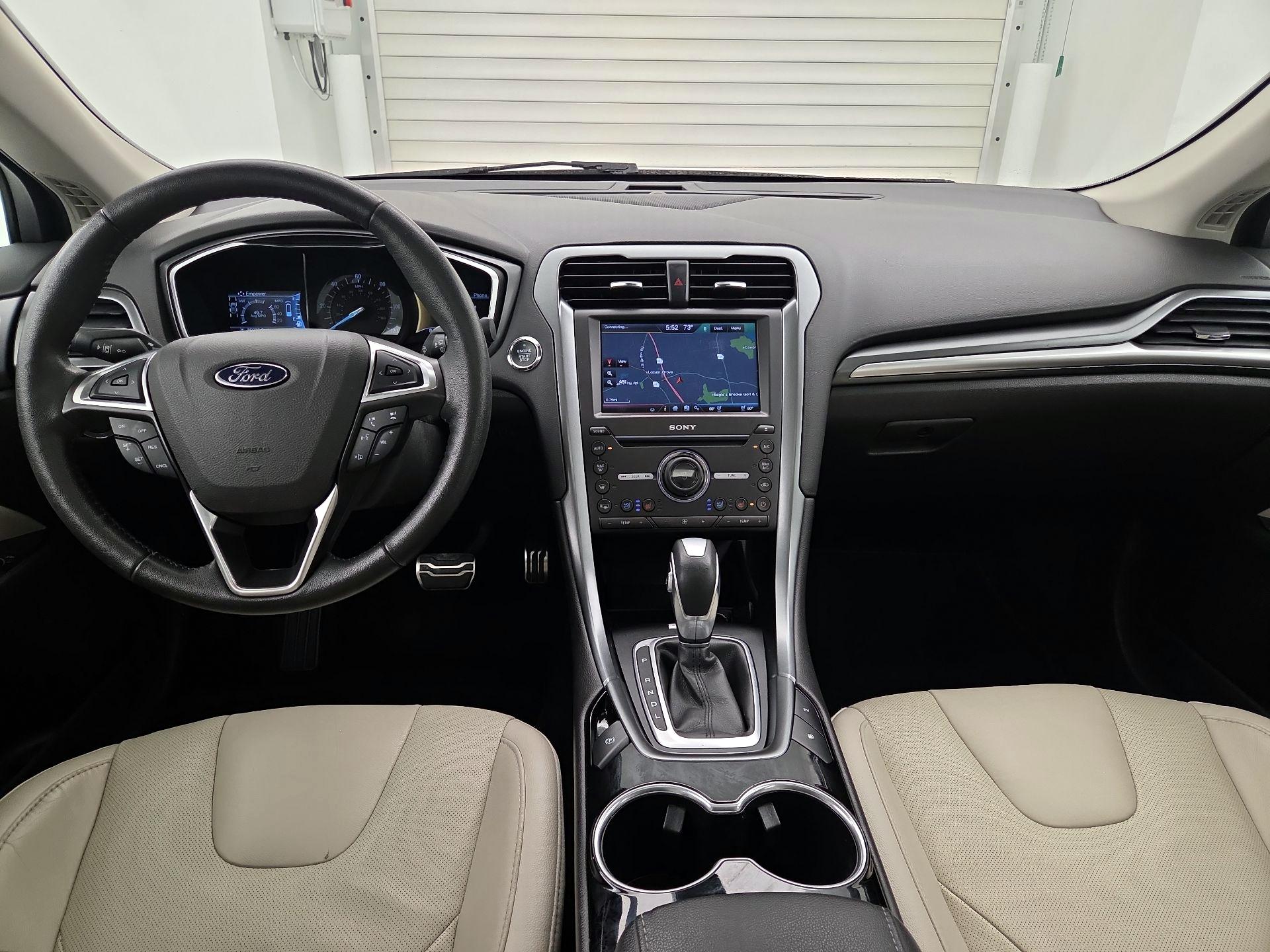 Thumbnail: 2016 Ford Fusion - 9