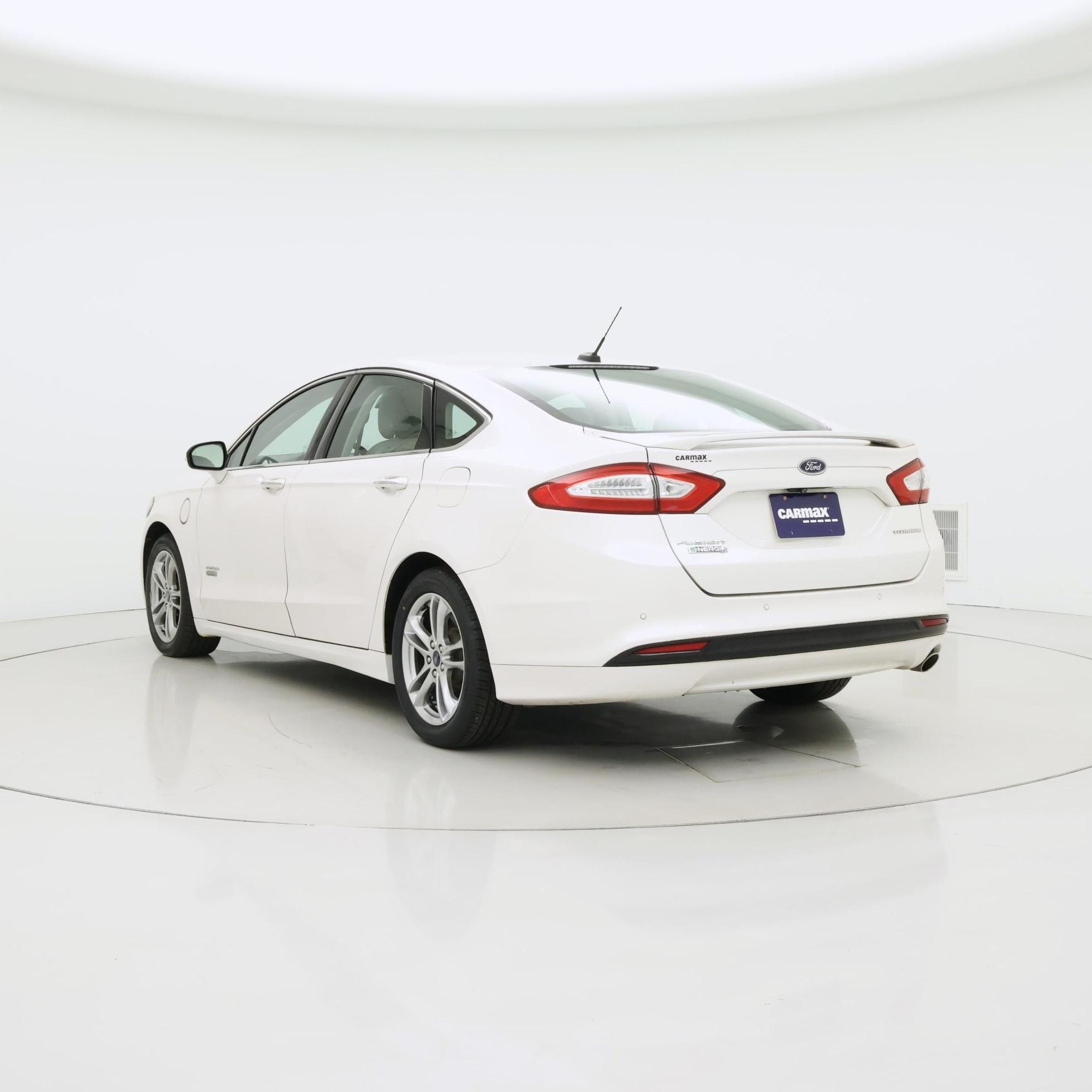 Thumbnail: 2016 Ford Fusion - 2