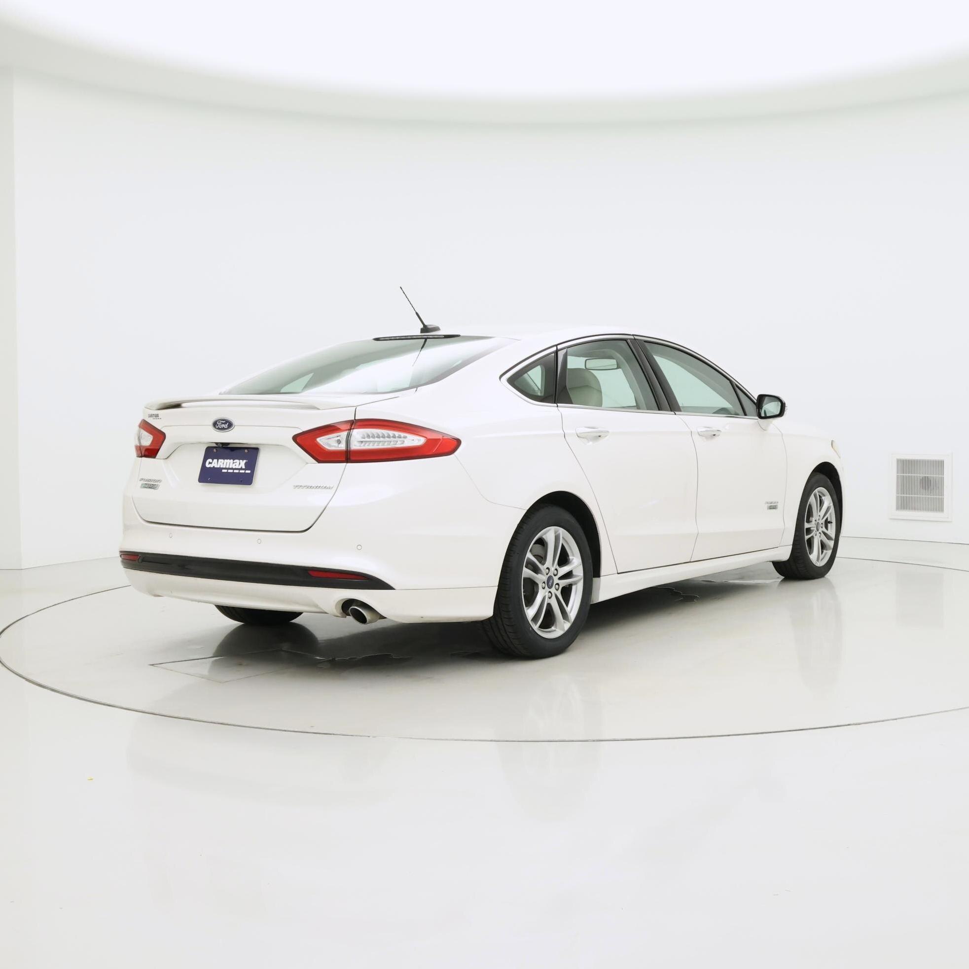 Thumbnail: 2016 Ford Fusion - 8