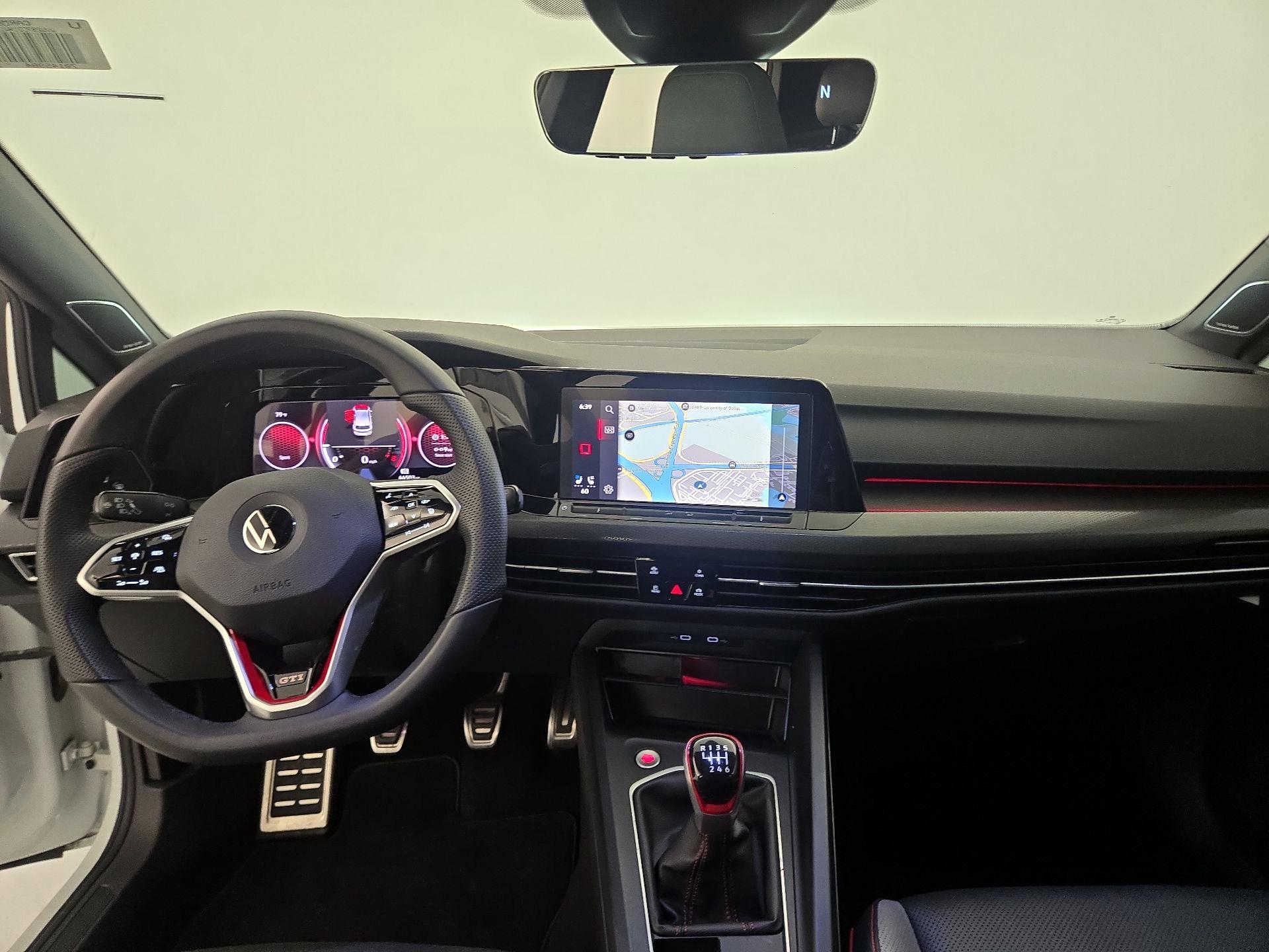 Thumbnail: 2022 Volkswagen Golf - 9