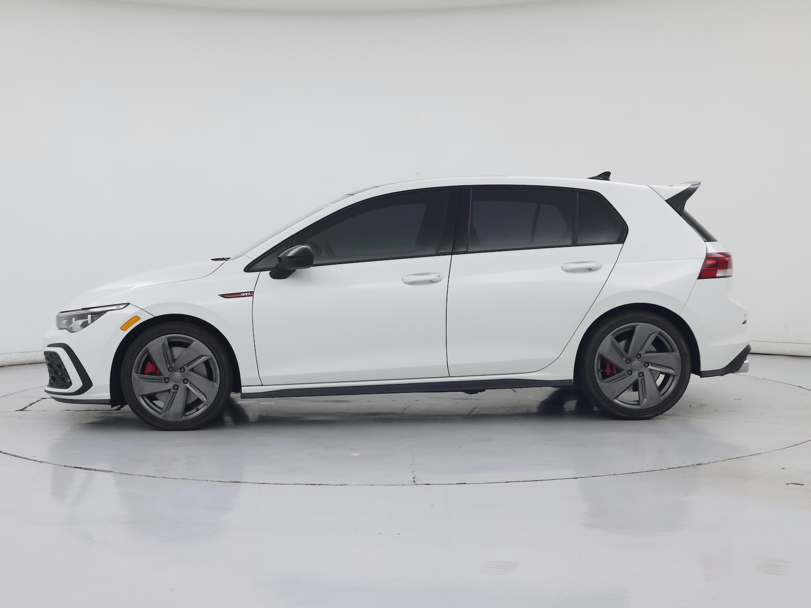 2022 Volkswagen Golf GTI SE - Photo 4