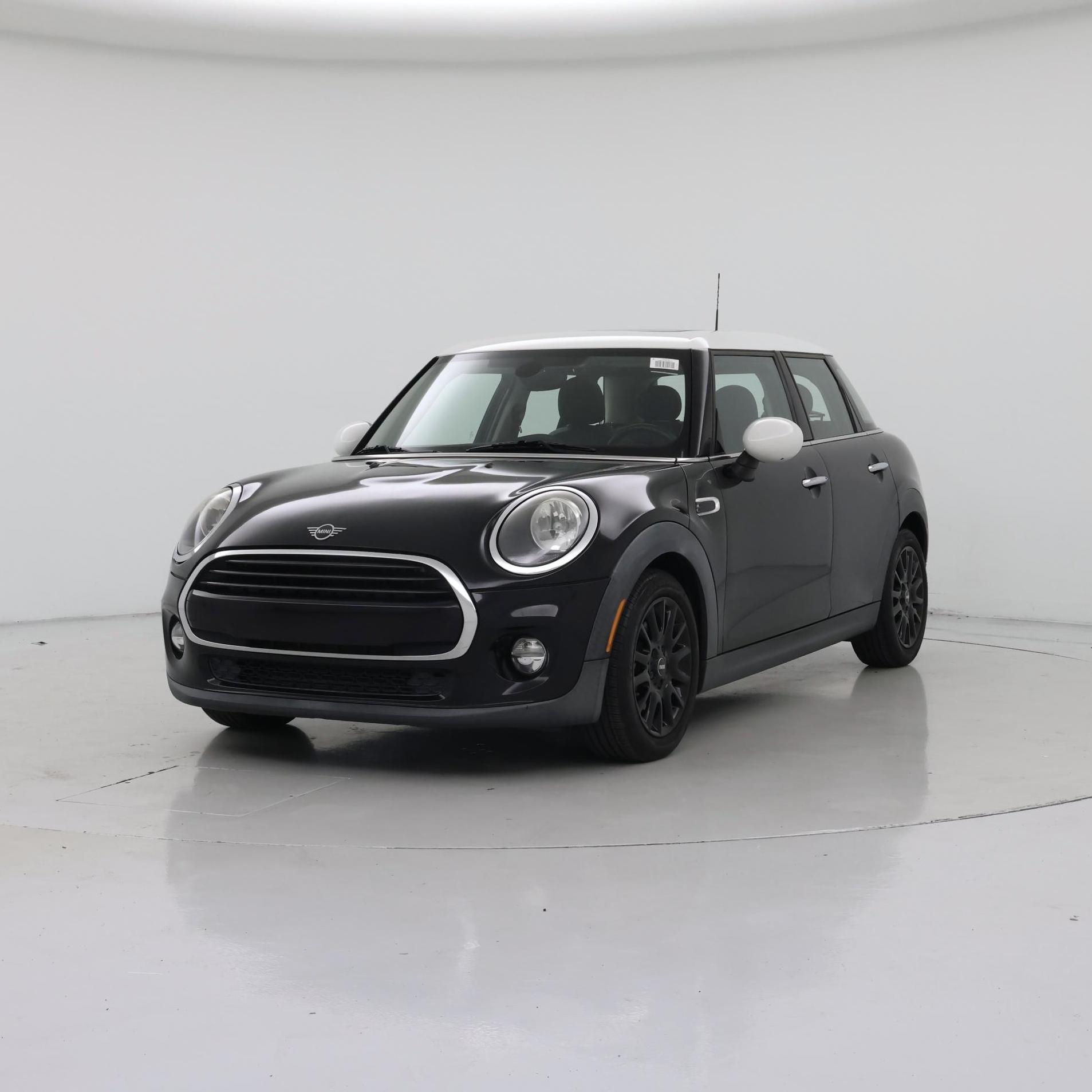 Thumbnail: 2019 MINI Cooper Hardtop - 4