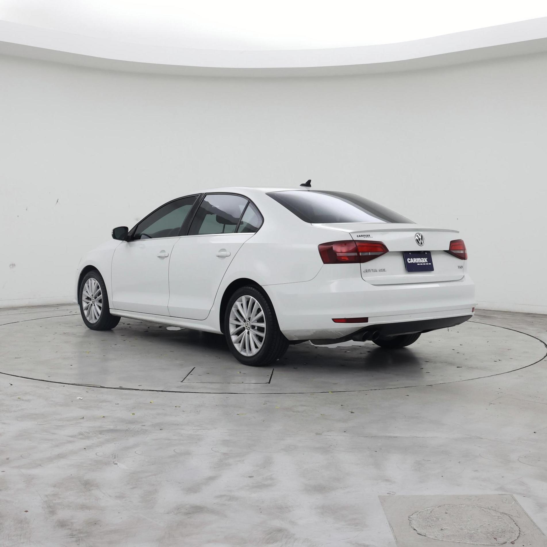 Thumbnail: 2016 Volkswagen Jetta - 2