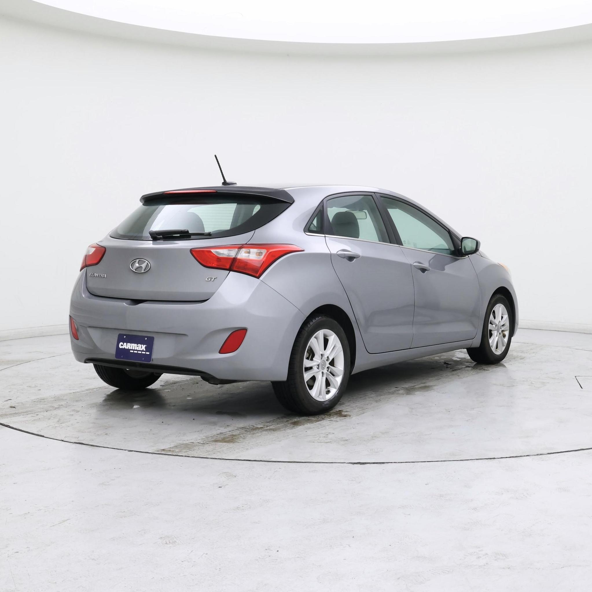 Thumbnail: 2014 Hyundai Elantra - 8