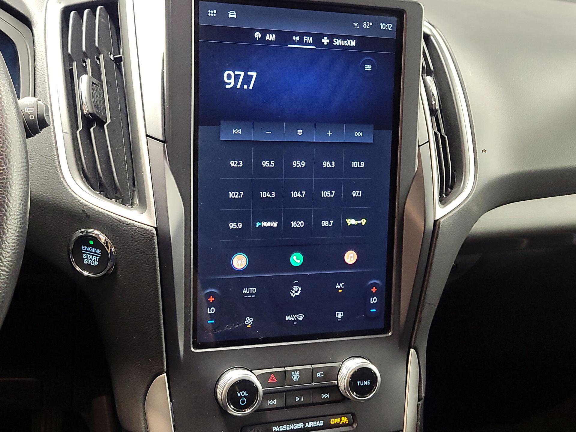 Thumbnail: 2022 Ford Edge - 15