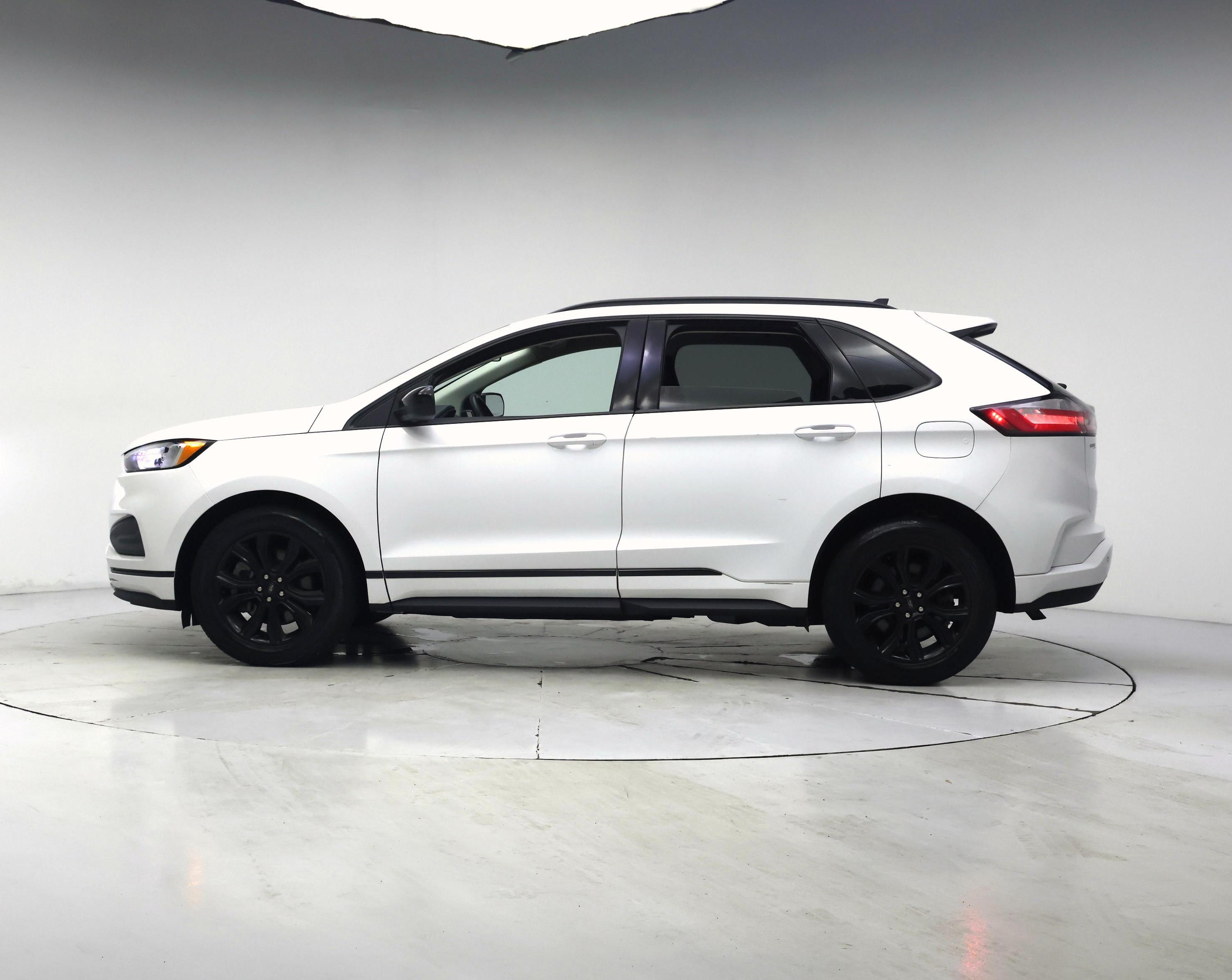 Thumbnail: 2022 Ford Edge - 3