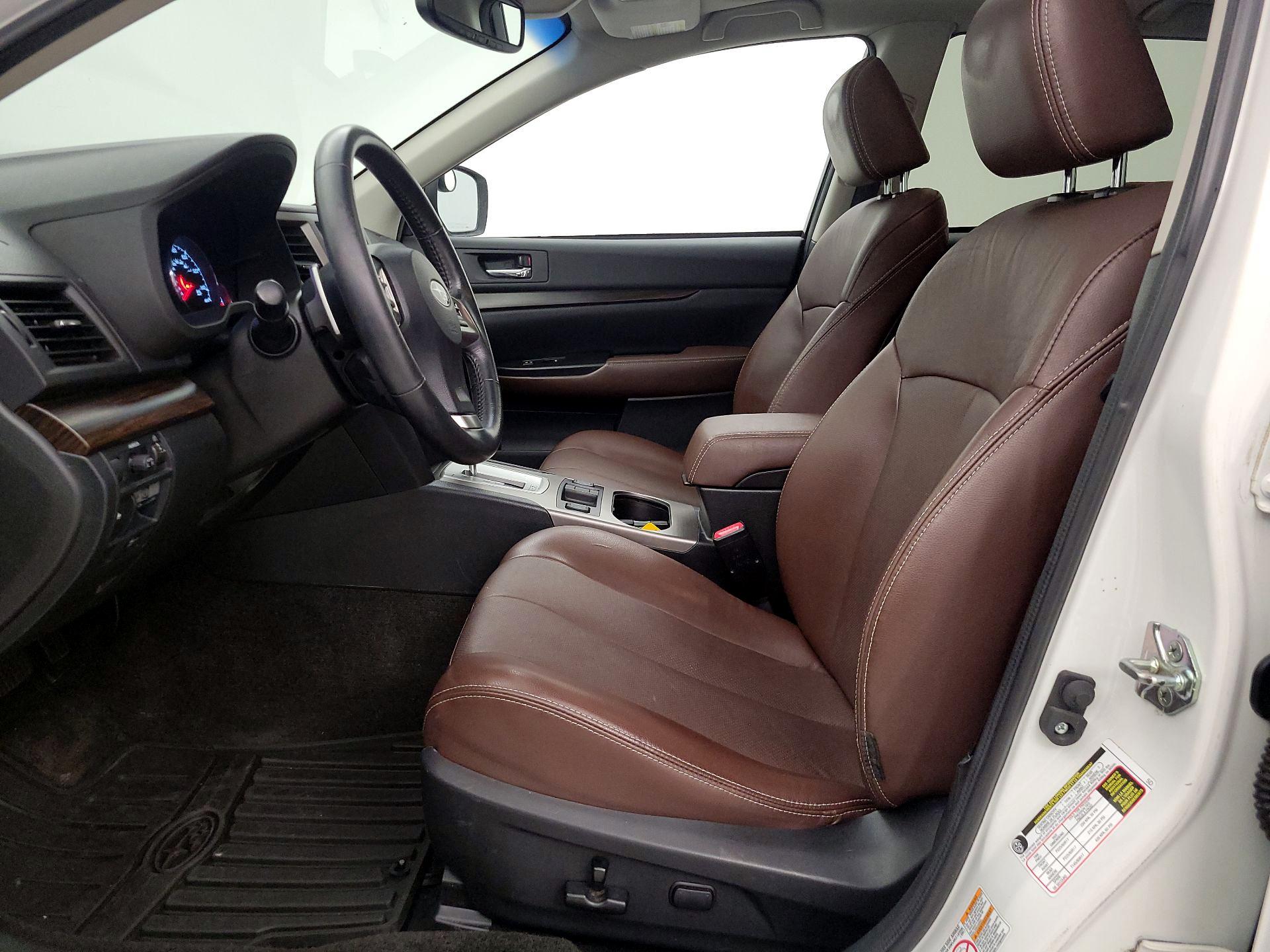 Thumbnail: 2014 Subaru Outback - 9